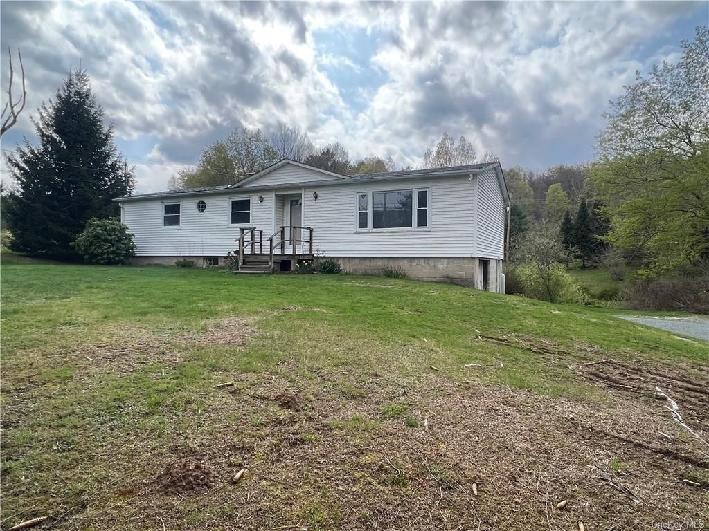 7761 State Route 42 Grahamsville, NY 12740