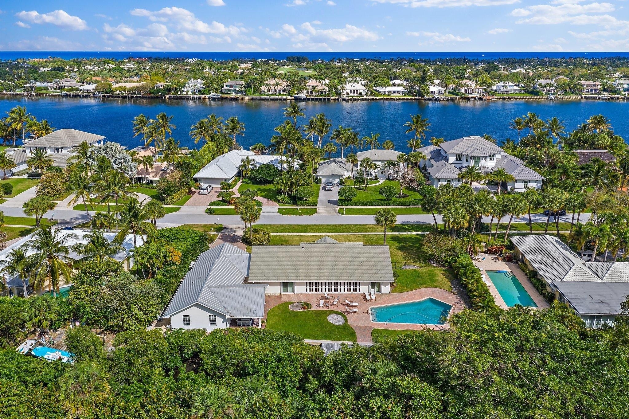 Property at Palm Beach Gardens, Florida 33408