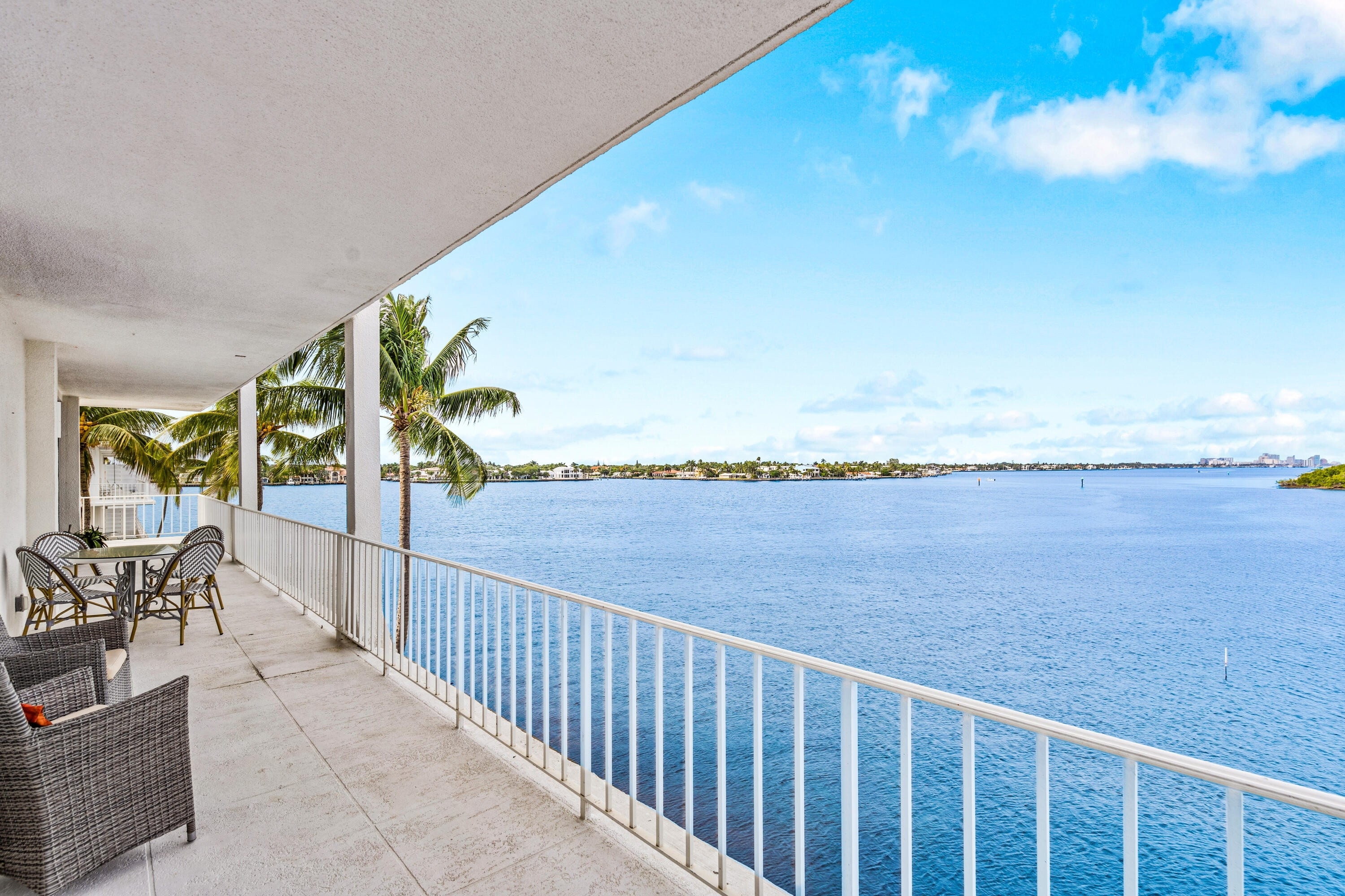 Condominium for Sale at 2155 Ibis Isle Road, Ph10 Ibis Isle, Palm Beach, Florida 33480