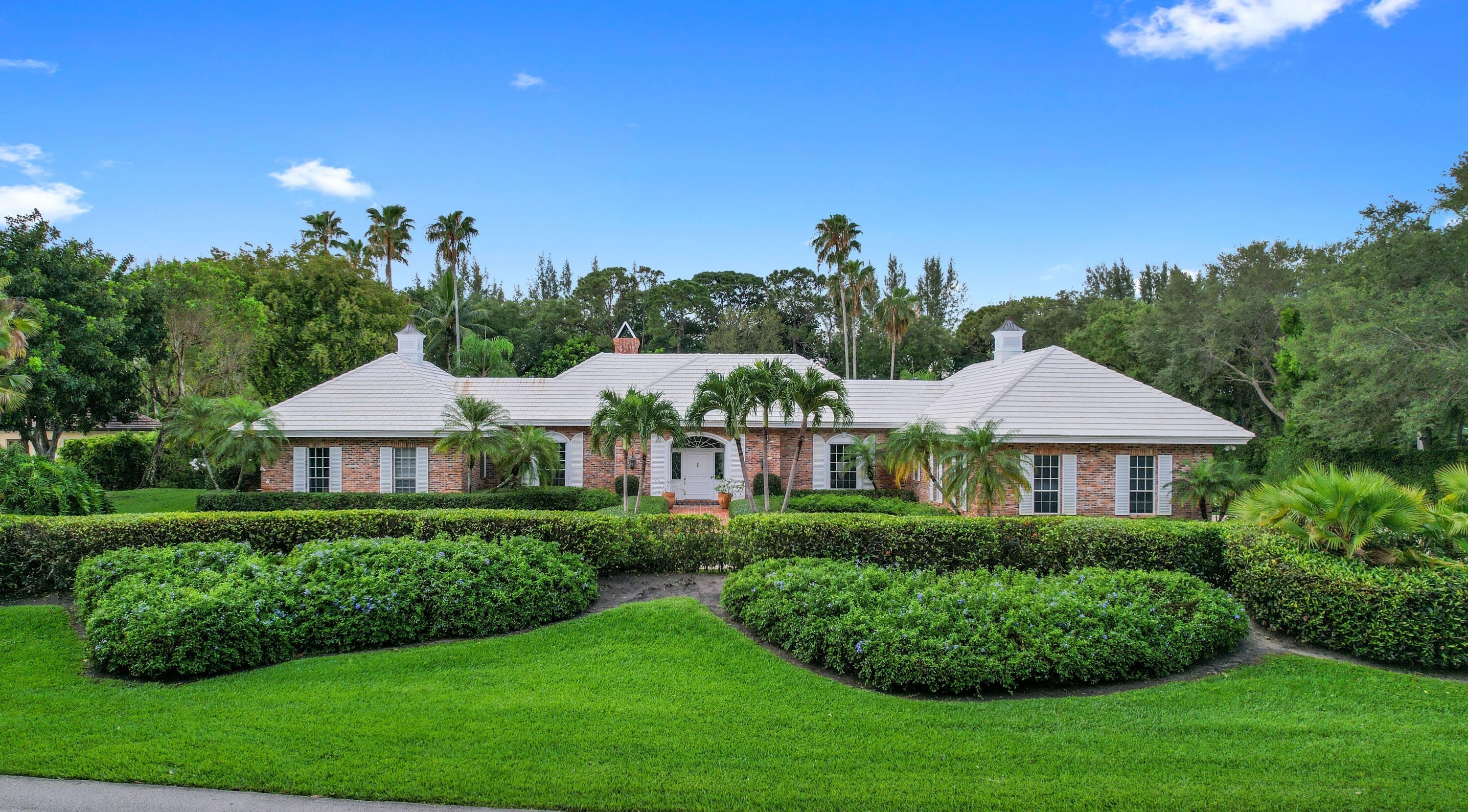 Property at Village Of Golf, Florida 33436