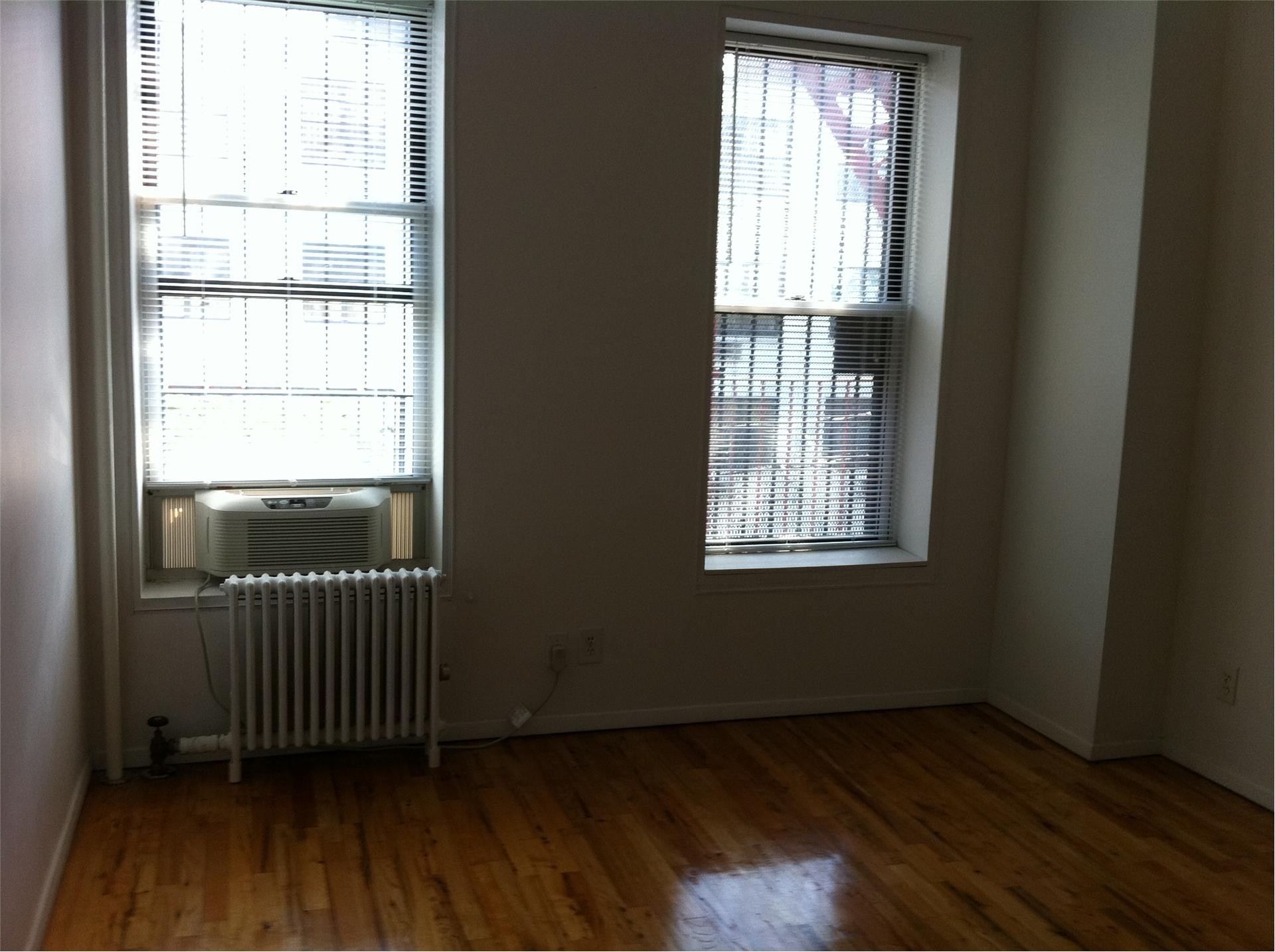 4. Condominiums at 130 St Marks Pl, 2L Brooklyn