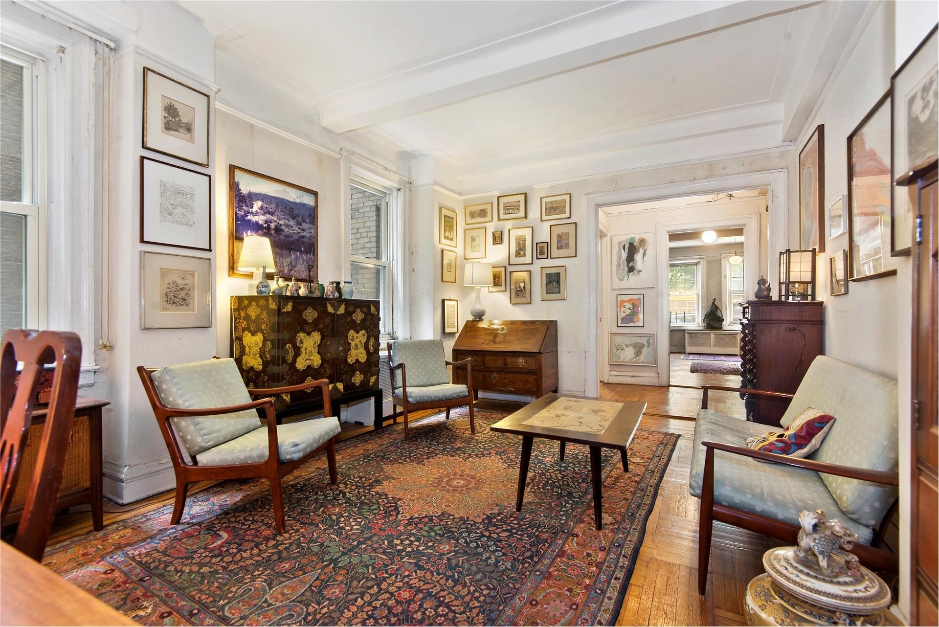 Property at 20 West 77th Street Corp., 20 West 77th St, 1A New York