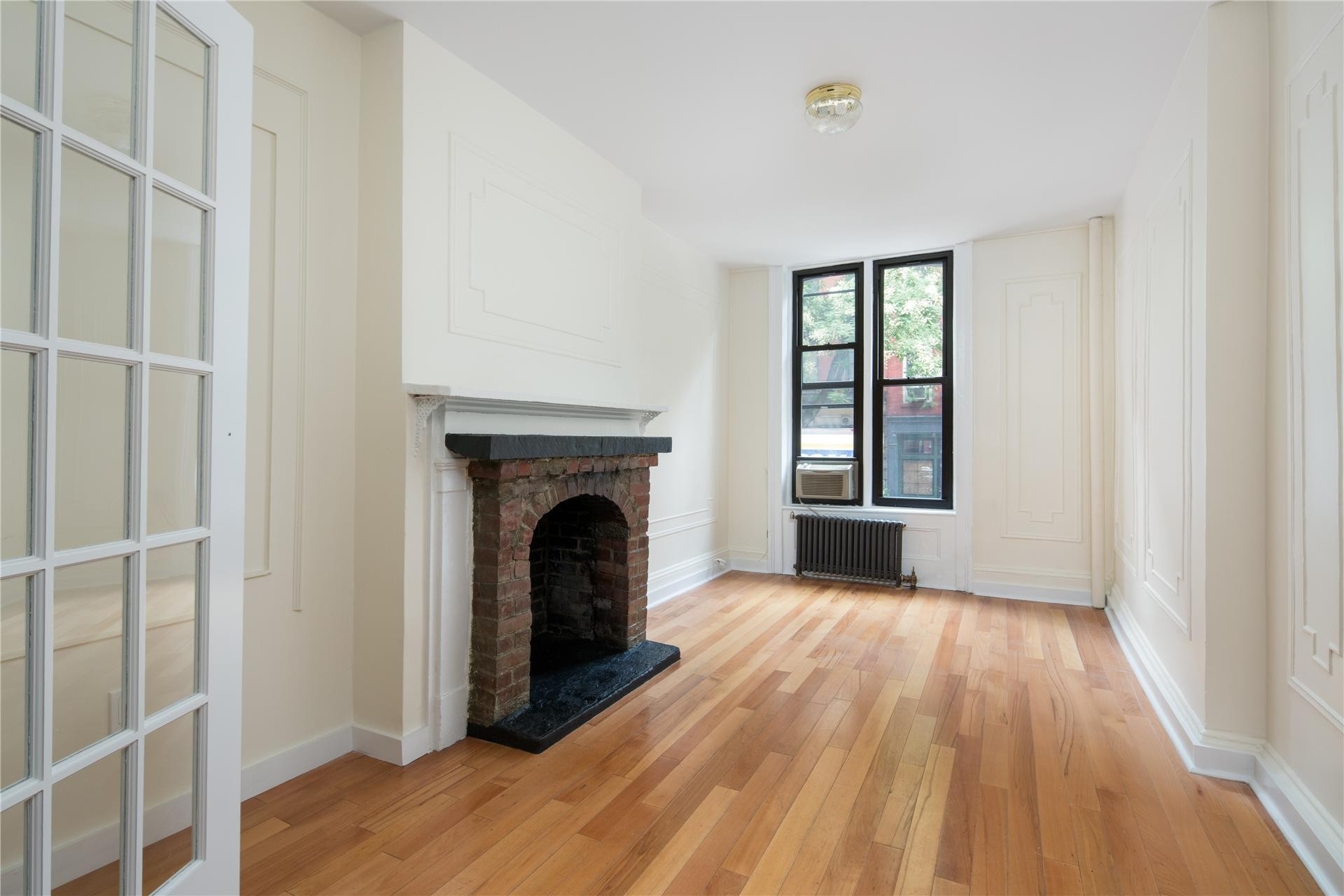 Rentals at 218 East 5th St, 1N New York