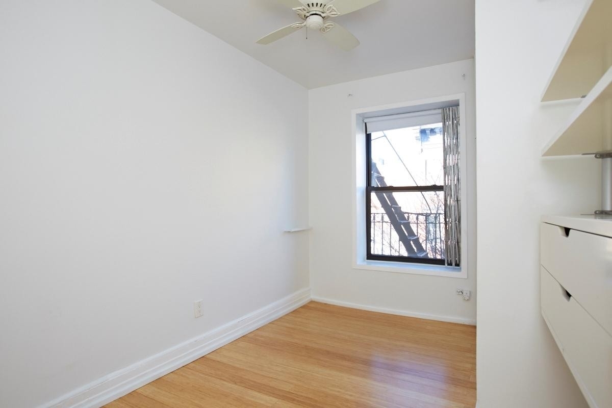 3. Co-op Properties at 339 Bedford Avenue, 19 Brooklyn