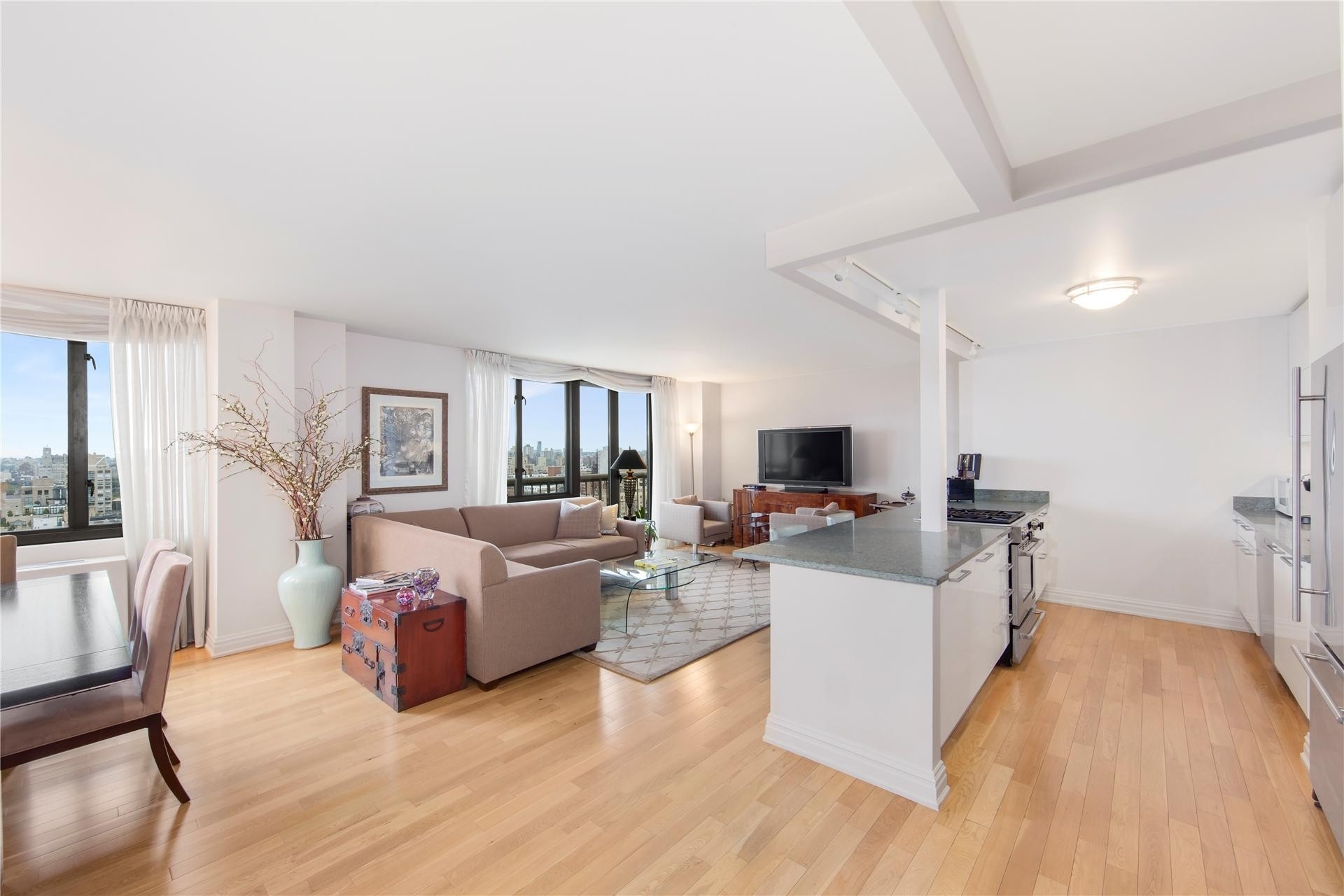 Property at 1438 Third Avenue, 29B Upper East Side, New York