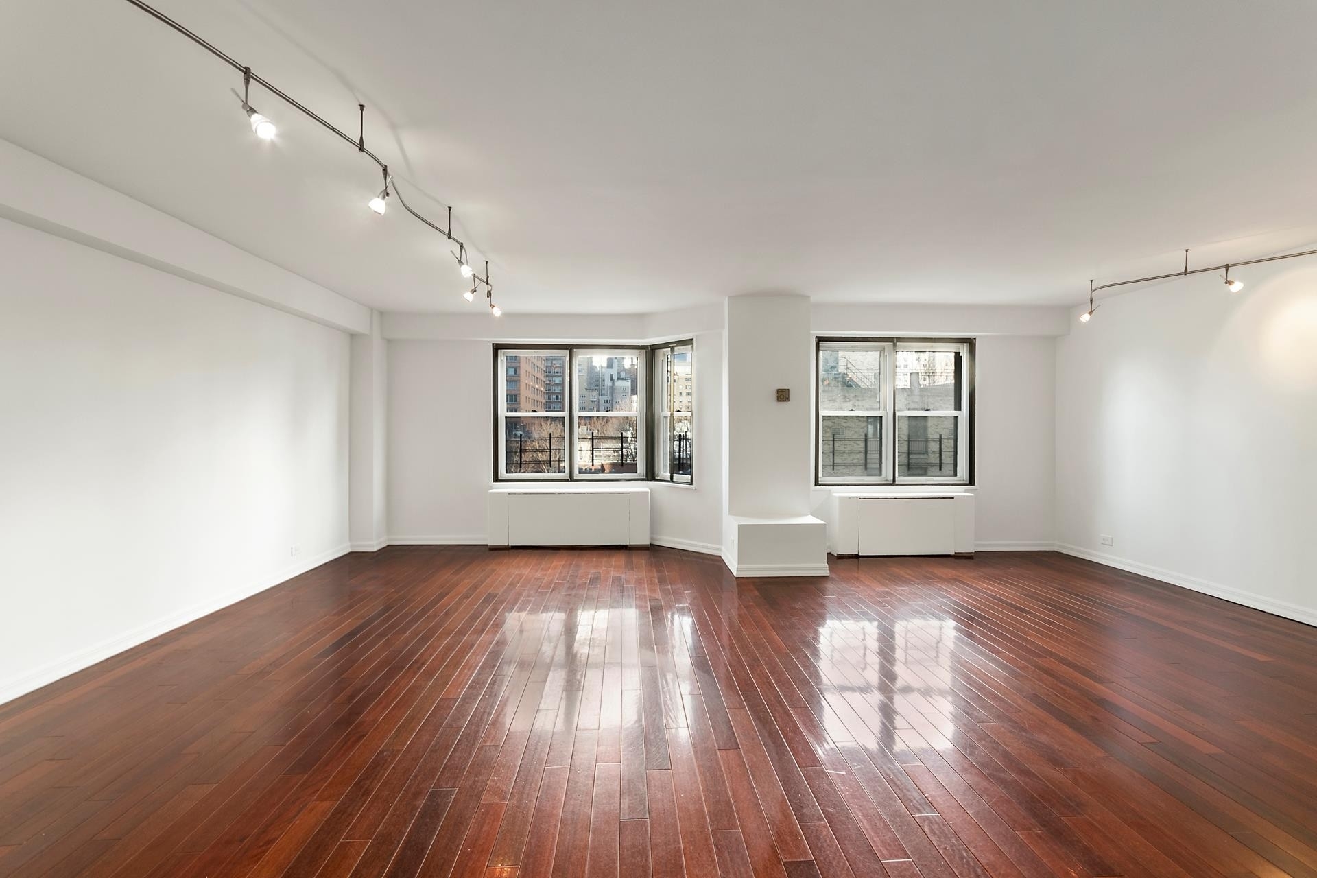 Property at COLONNADE EAST, 220 East 60th St, 7CD New York