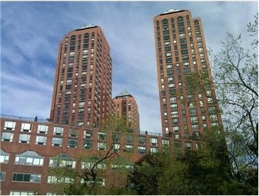 Condominium at Zeckendorf Towers, 1 Irving Pl, G21A New York