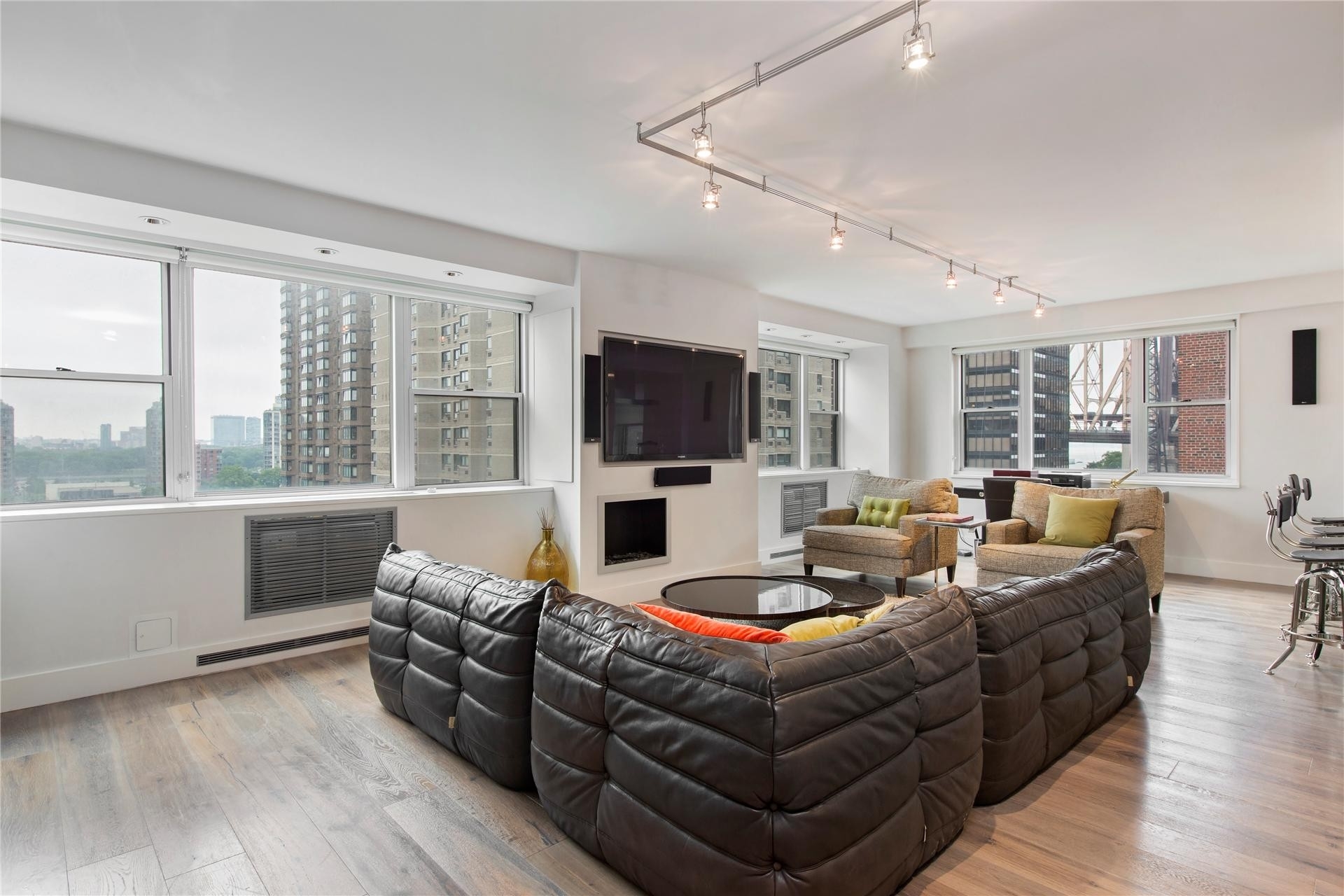 Co-op / Condo at 1175 York Avenue, 11D Upper East Side, New York