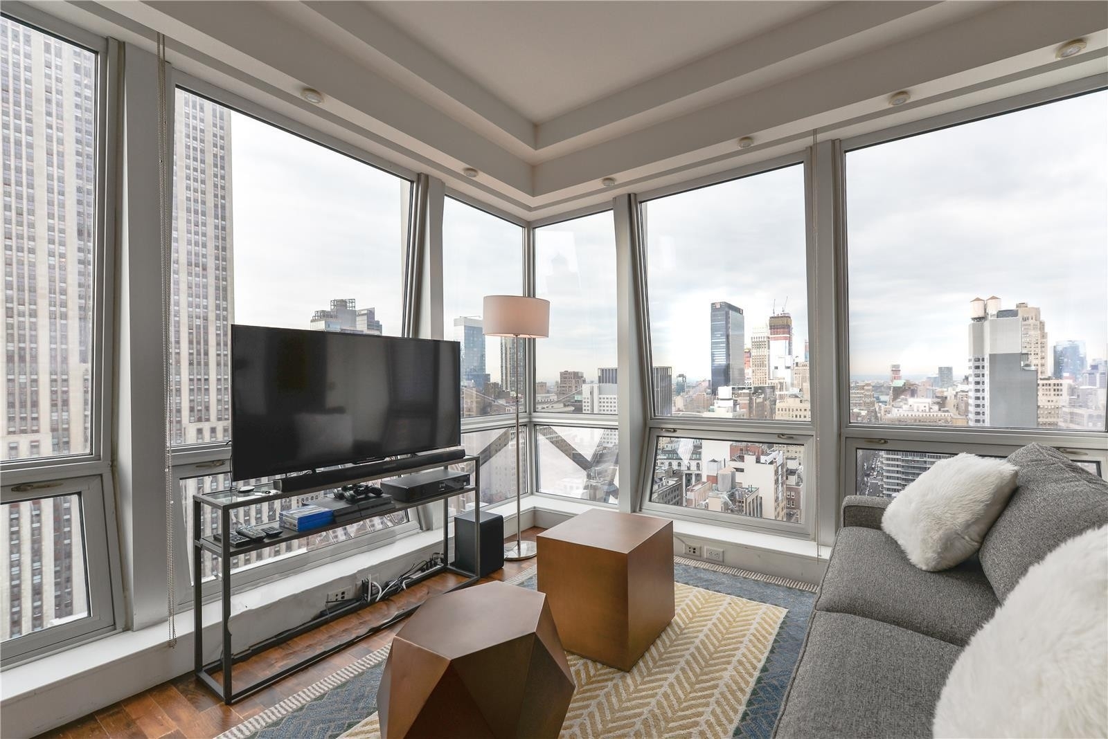 4. Rentals at Residences-Langham, 400 FIFTH AVE, 47H Midtown West, New York, New York 10018