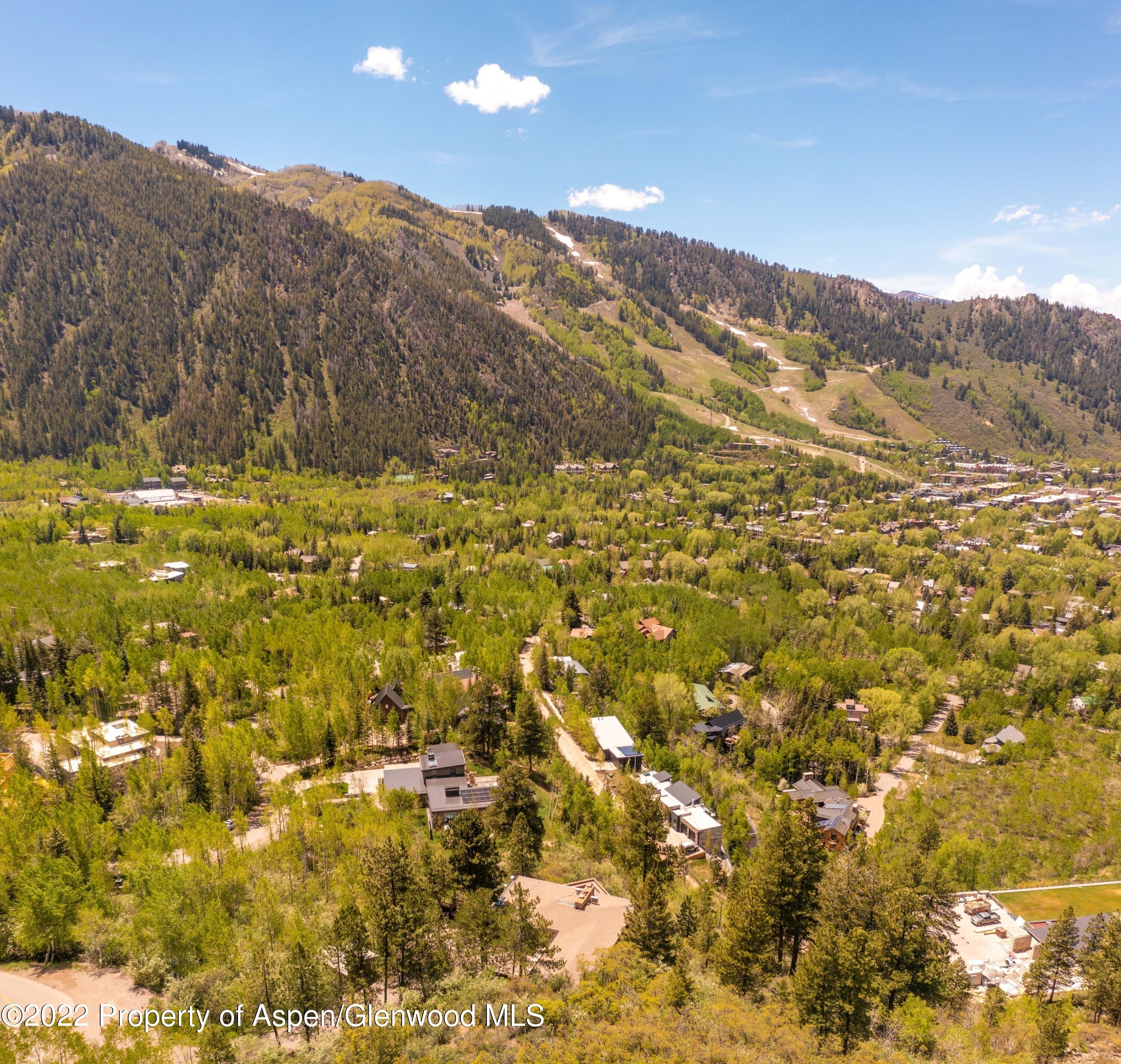 23. Single Family Homes for Sale at The East End, Aspen, Colorado 81611