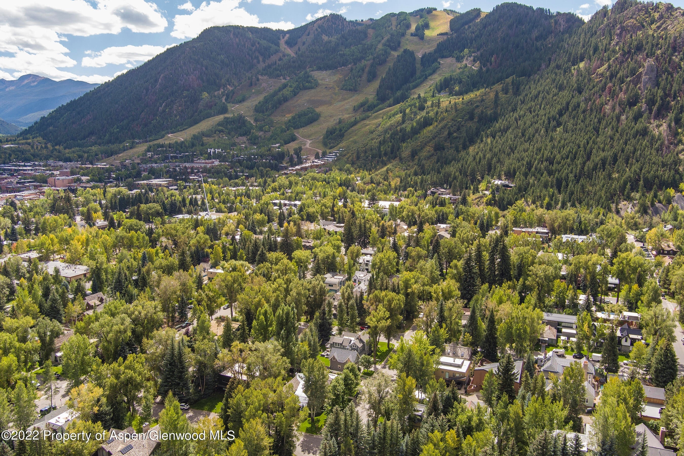 35. Single Family Homes for Sale at The West End, Aspen, Colorado 81611
