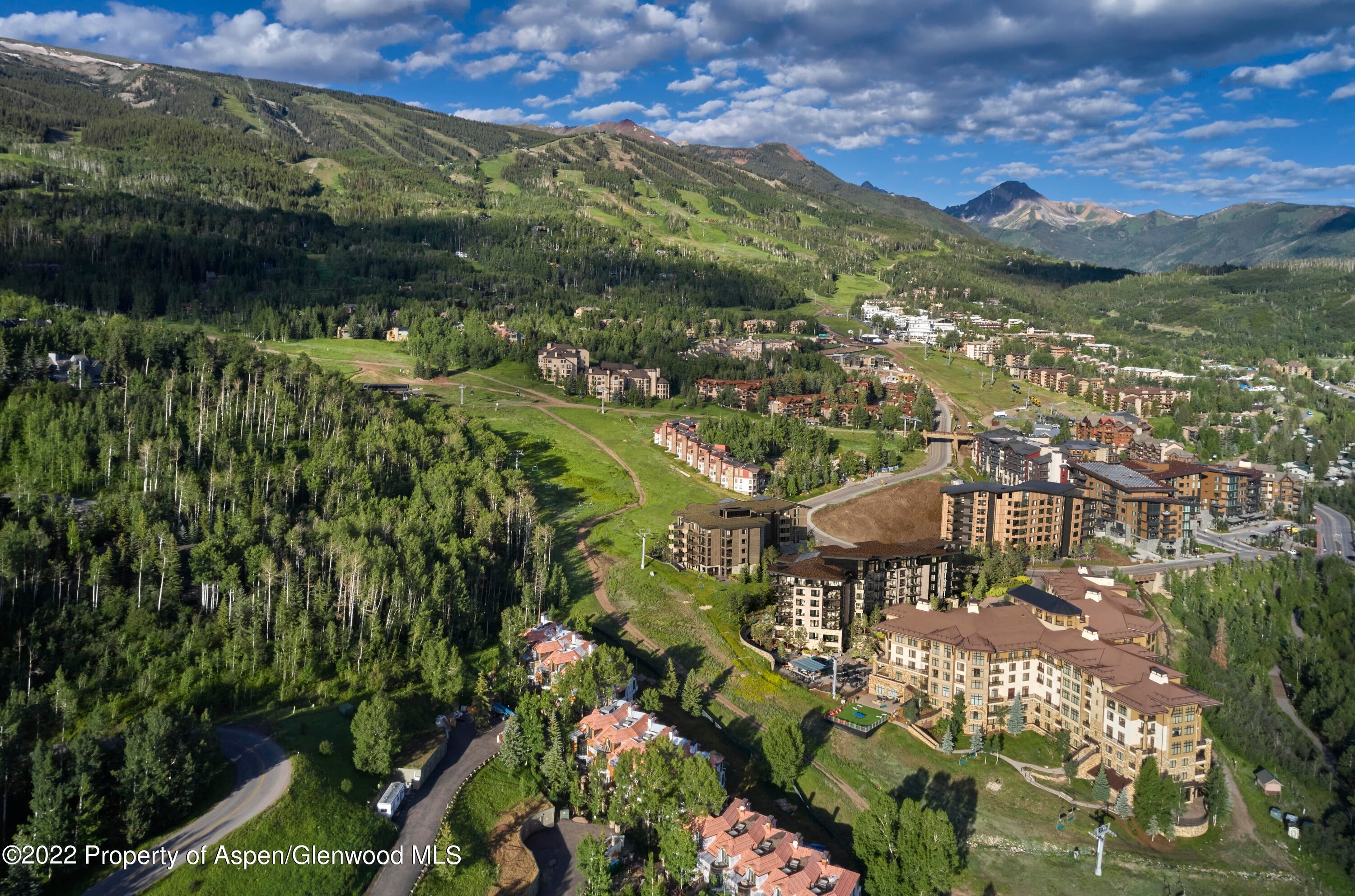 6. Single Family Homes for Sale at 130 Wood Road, 552-554 Snowmass Village, Colorado 81615