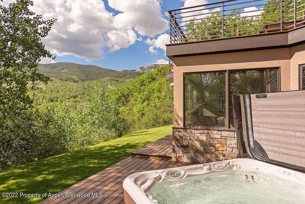 28. Single Family Homes for Sale at Snowmass Village, Colorado 81615