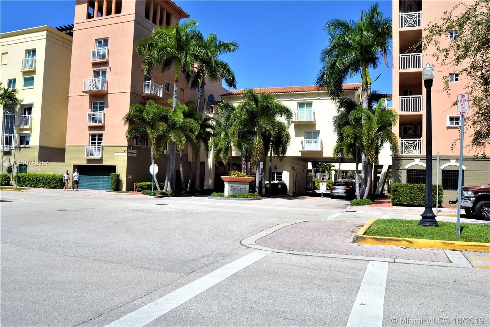 36. Condominiums at 145 Jefferson Ave , 421 Miami Beach