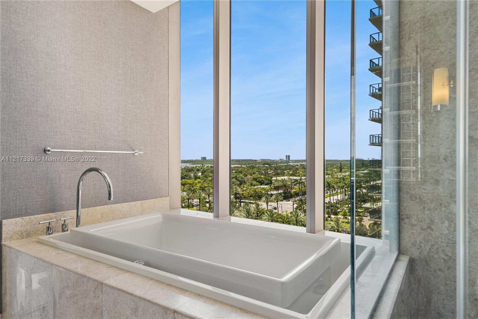 7. Condominiums for Sale at 9701 Collins Ave , 905S Bal Harbour, Florida 33154