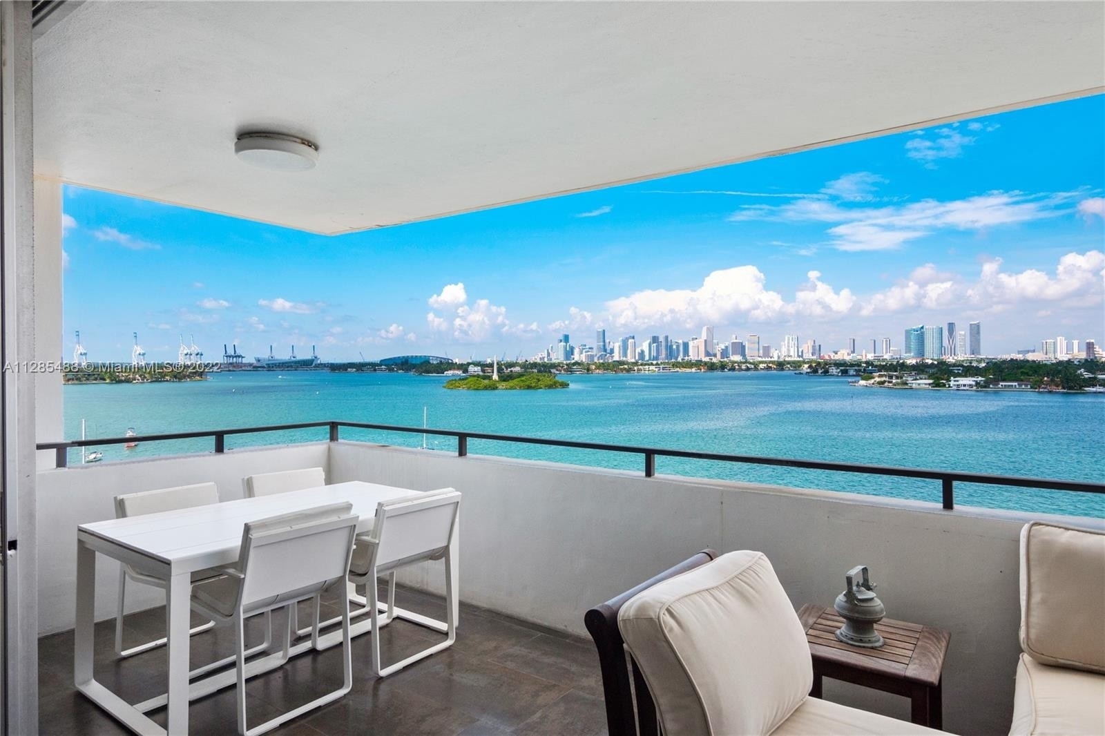 7. Condominiums for Sale at 11 Island Ave, 901 Belle Isle, Miami Beach, Florida 33139