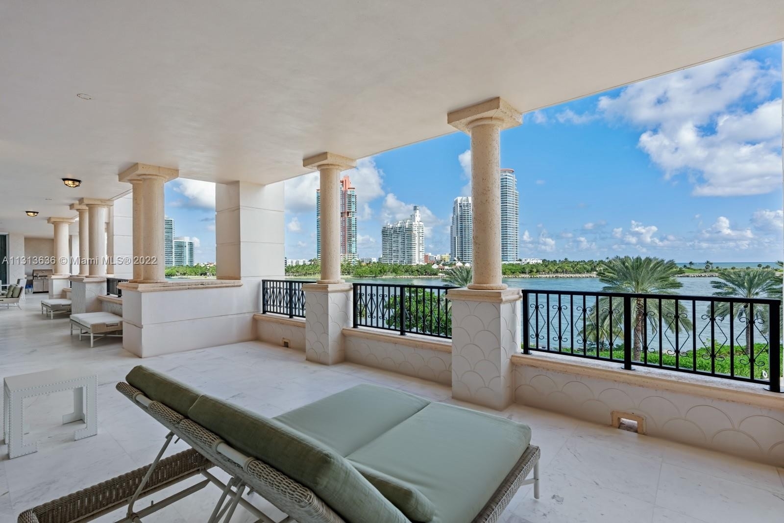 5. Condominiums for Sale at 7133 Fisher Island Dr, 7133 Fisher Island, Miami Beach, Florida 33109