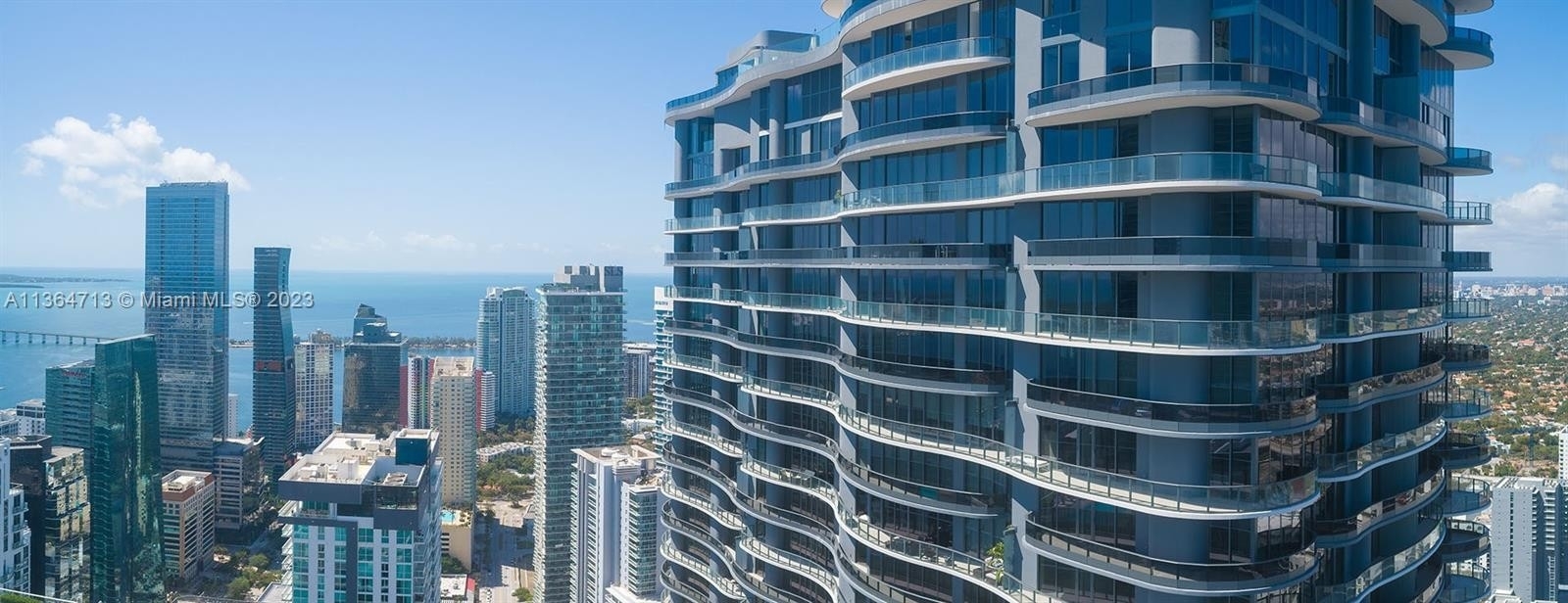 18. Condominiums for Sale at 1000 Brickell Plz, 3702 Miami Financial District, Miami, Florida 33131