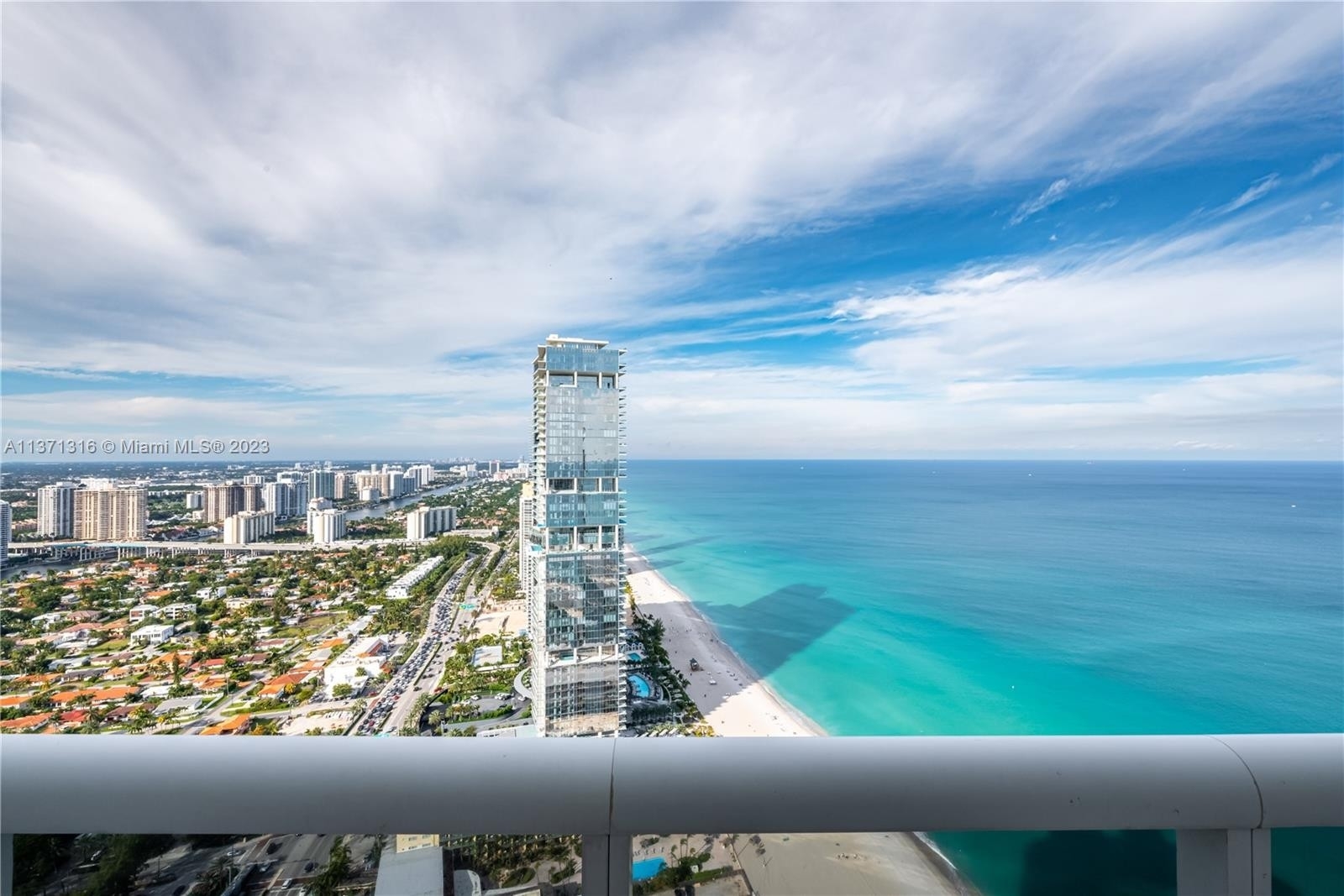 Condominium for Sale at 18201 Collins Ave, TS2 & TS3 North Biscayne Beach, Sunny Isles Beach, Florida 33160