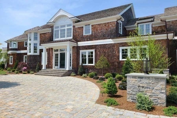 14. Single Family Homes for Sale at Barnstable, Massachusetts 02635
