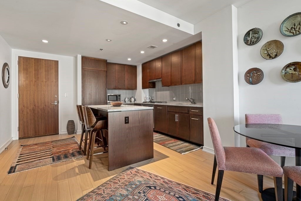 5. Condominiums for Sale at 580 Washington St , 12E Midtown, Boston, Massachusetts 02111