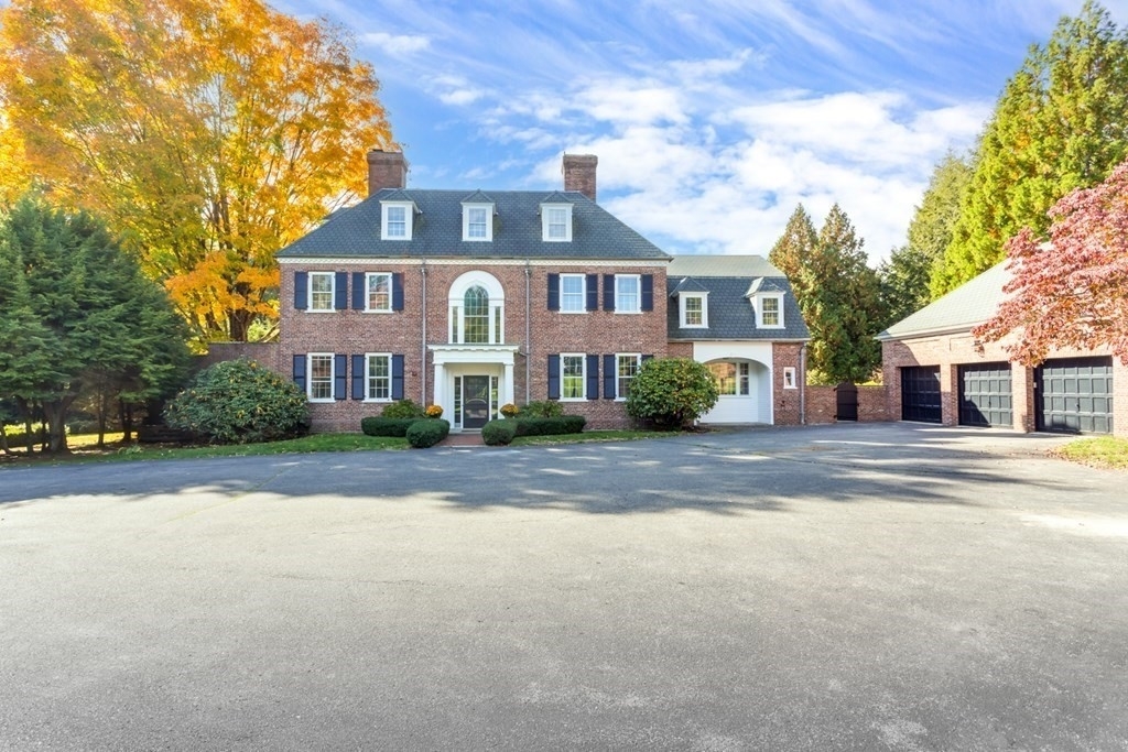 Single Family Home for Sale at Westwood, Massachusetts 02090
