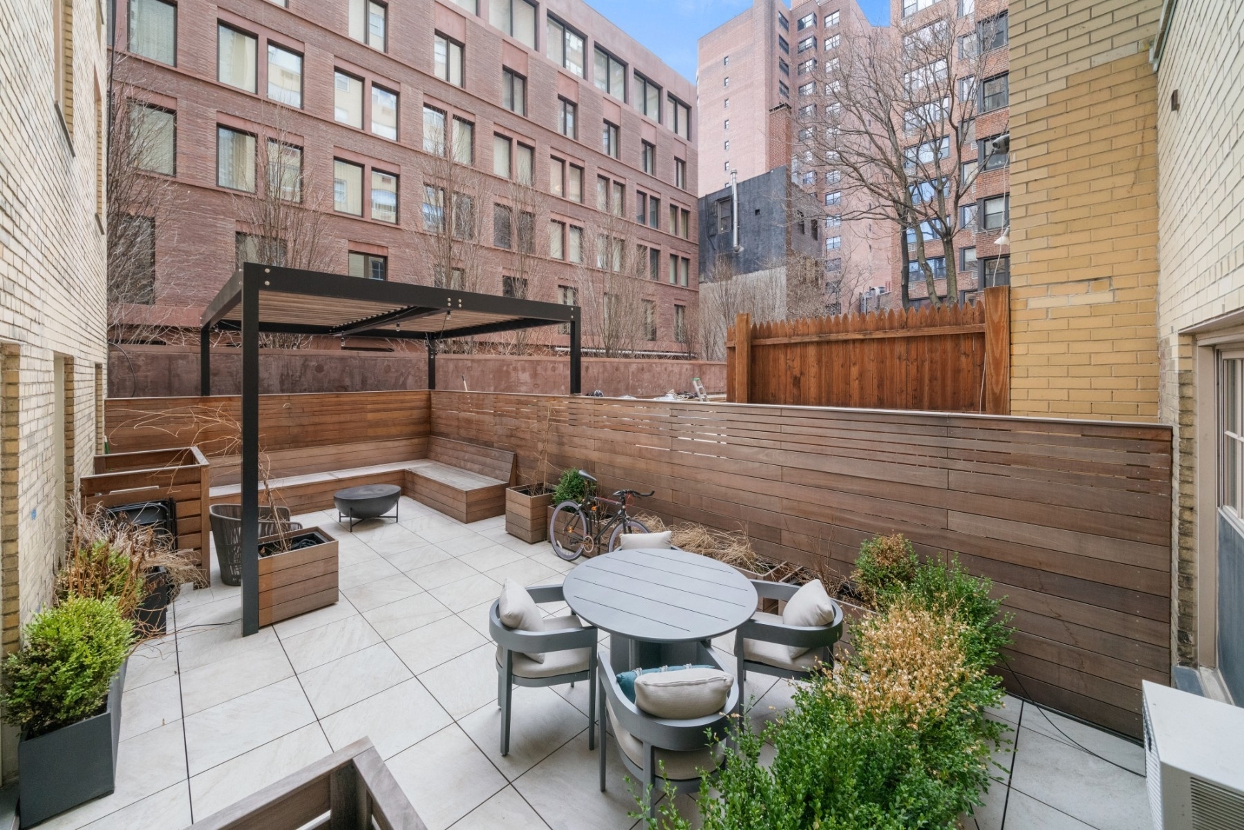 Property at 2 HORATIO ST, 1L West Village, New York, New York 10014
