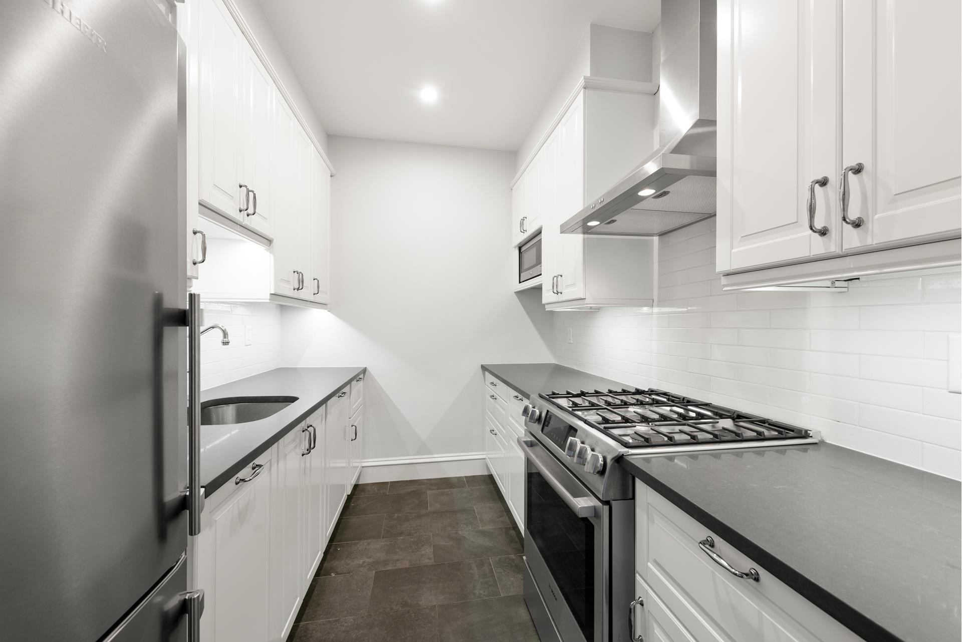3. Rentals at 19 West 10th St, 6 New York