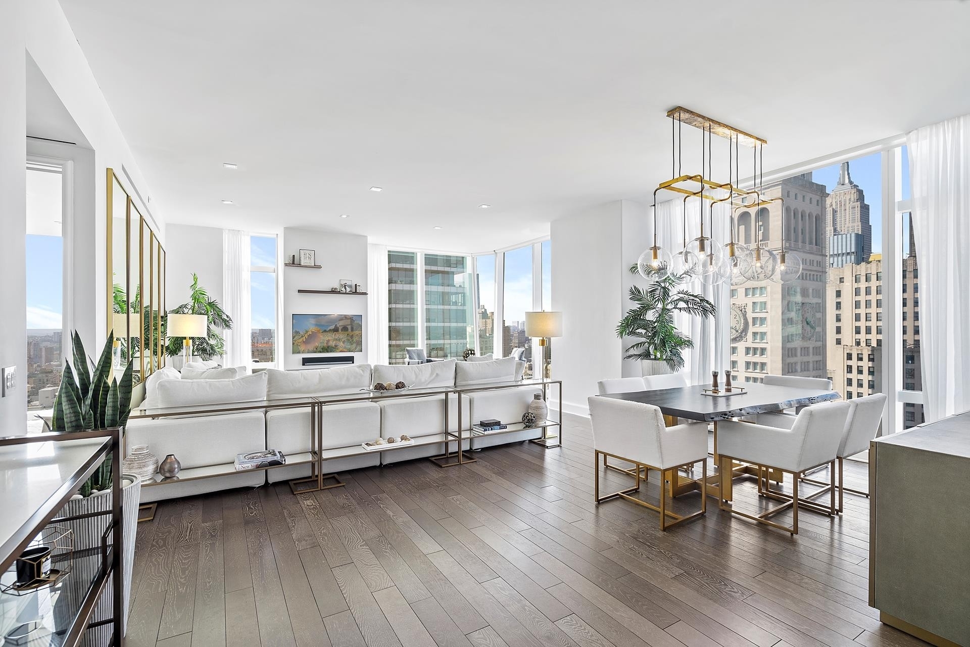 Condominium at Madison Square Park Tower, 45 East 22nd St, 34A New York