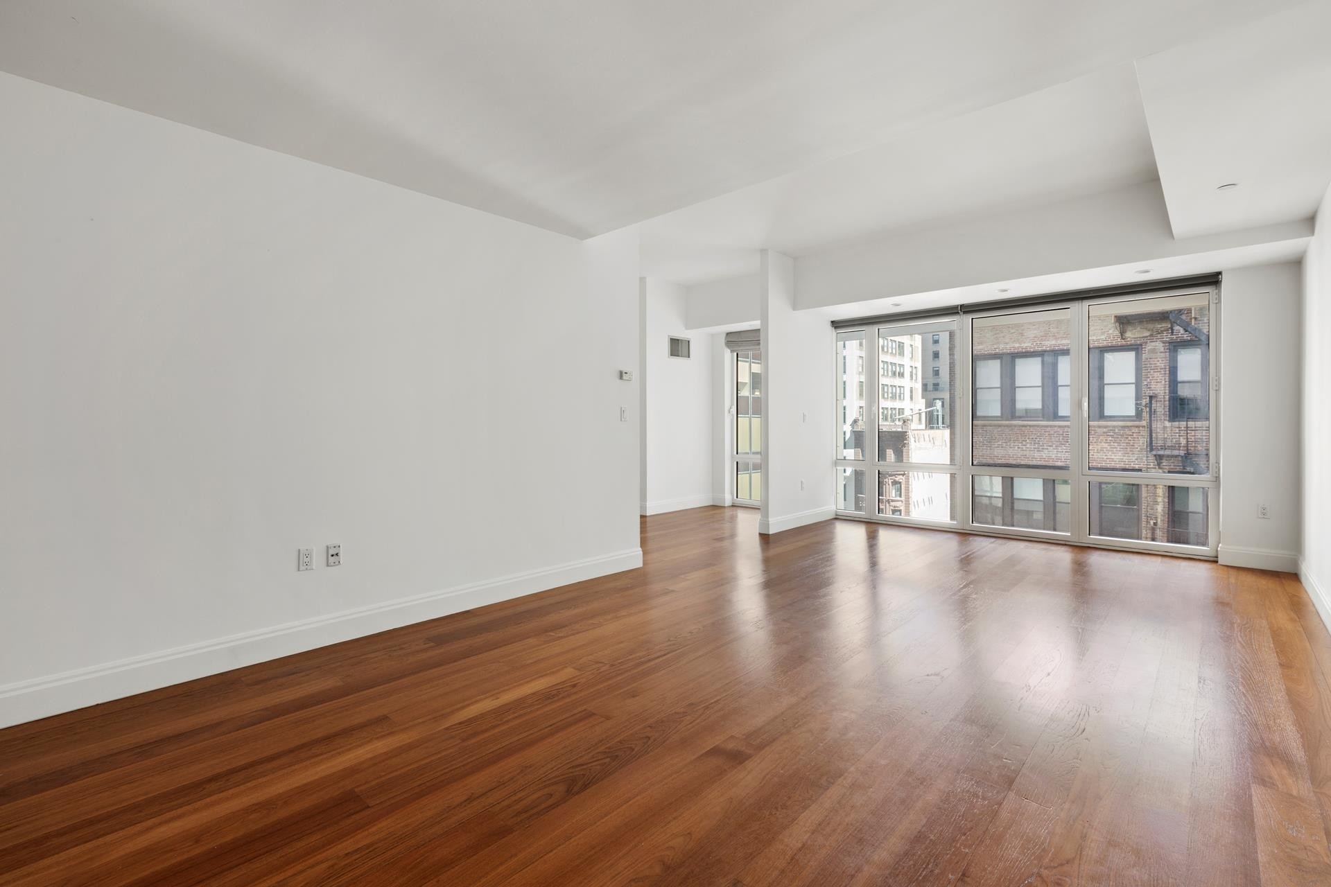 1. Rentals at The Centurion, 33 W 56TH ST, 8A New York