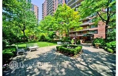 12. Condominiums for Sale at 400 CENTRAL PARK W, 20G Manhattan Valley, New York, NY 10025