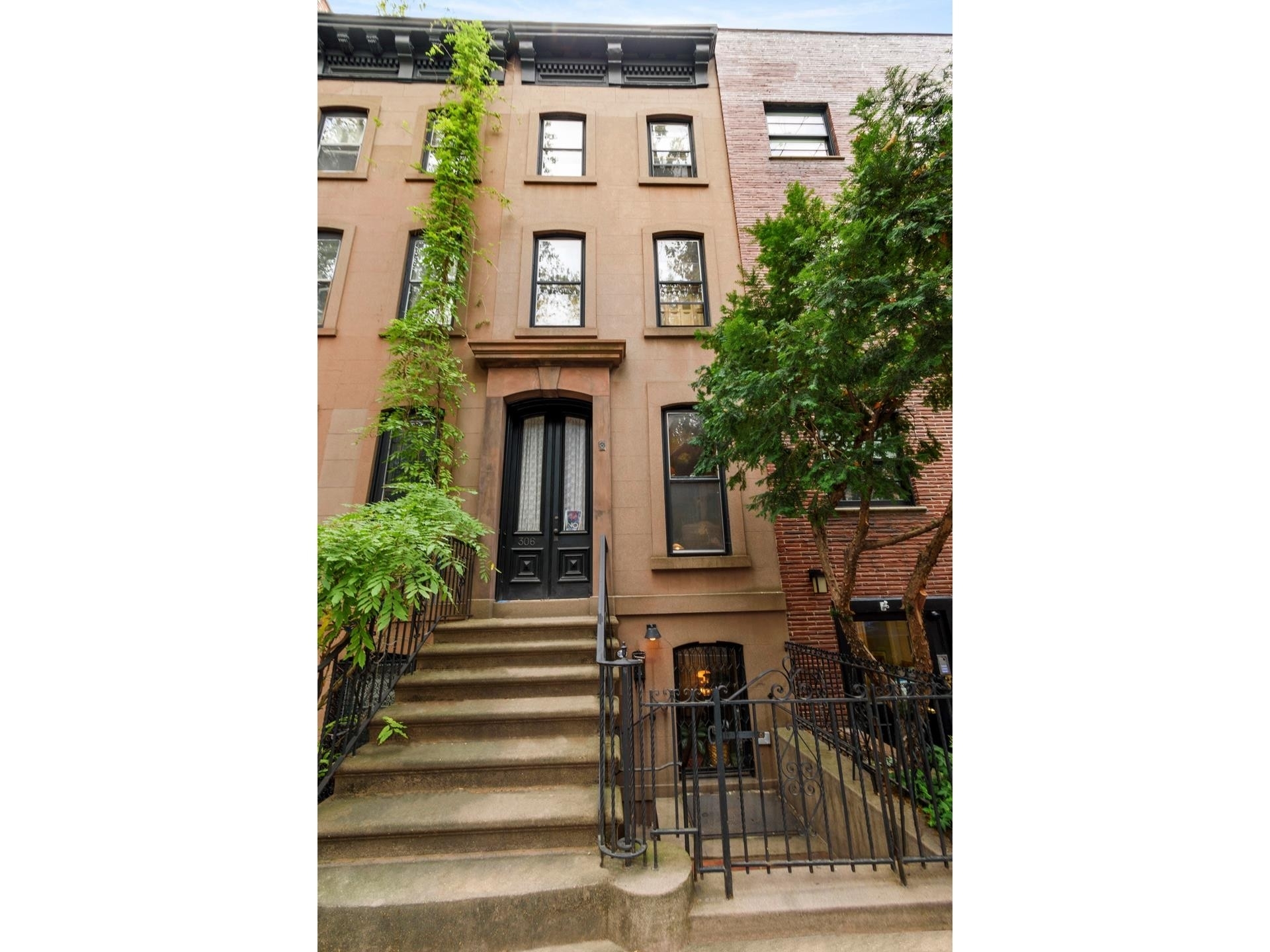1. Multi Family Townhouse at 306 CLINTON ST , TOWNHOUSE Brooklyn