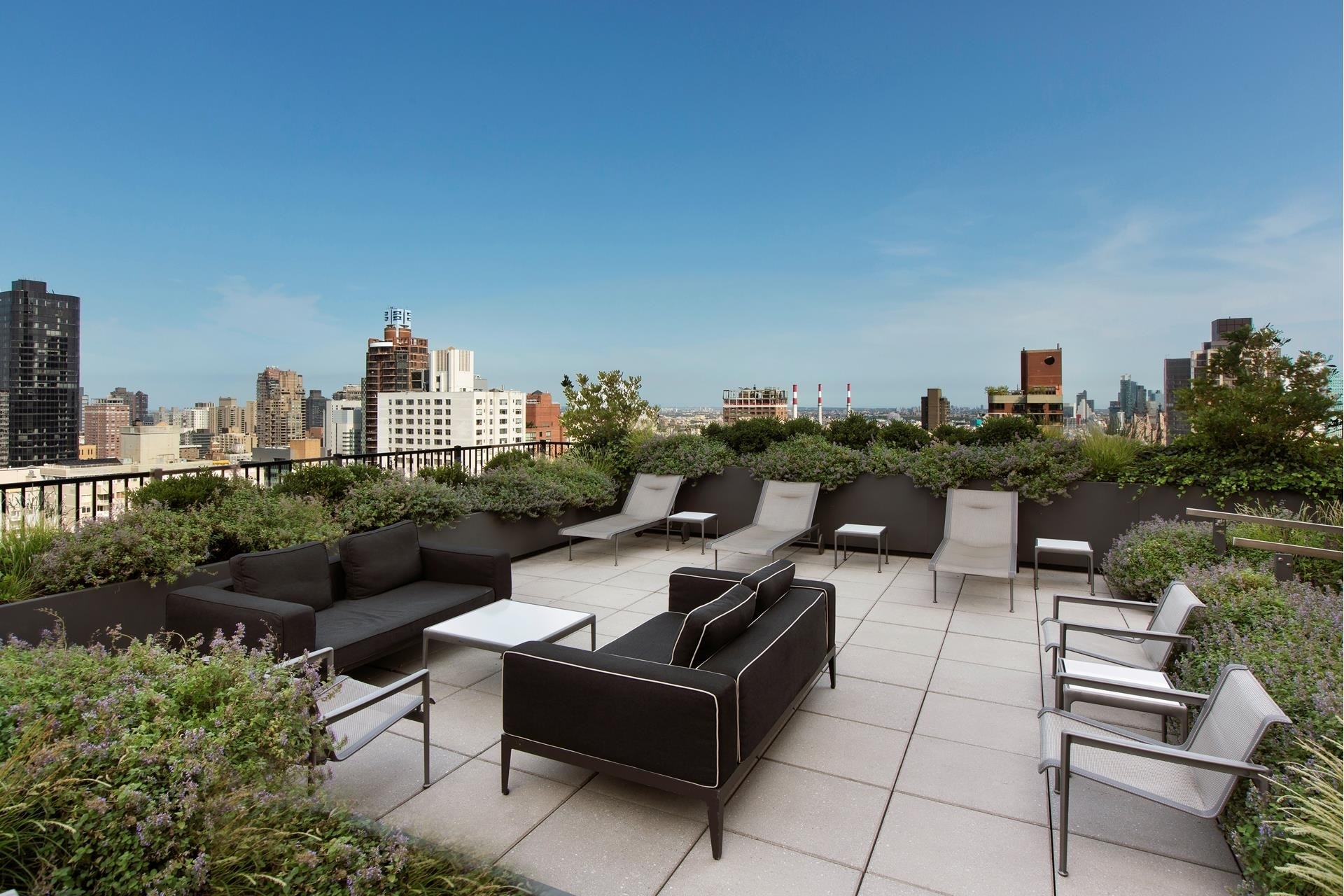 39. Condominiums for Sale at The Wellington, 200 E 62ND ST, 24B Lenox Hill, New York, New York 10065