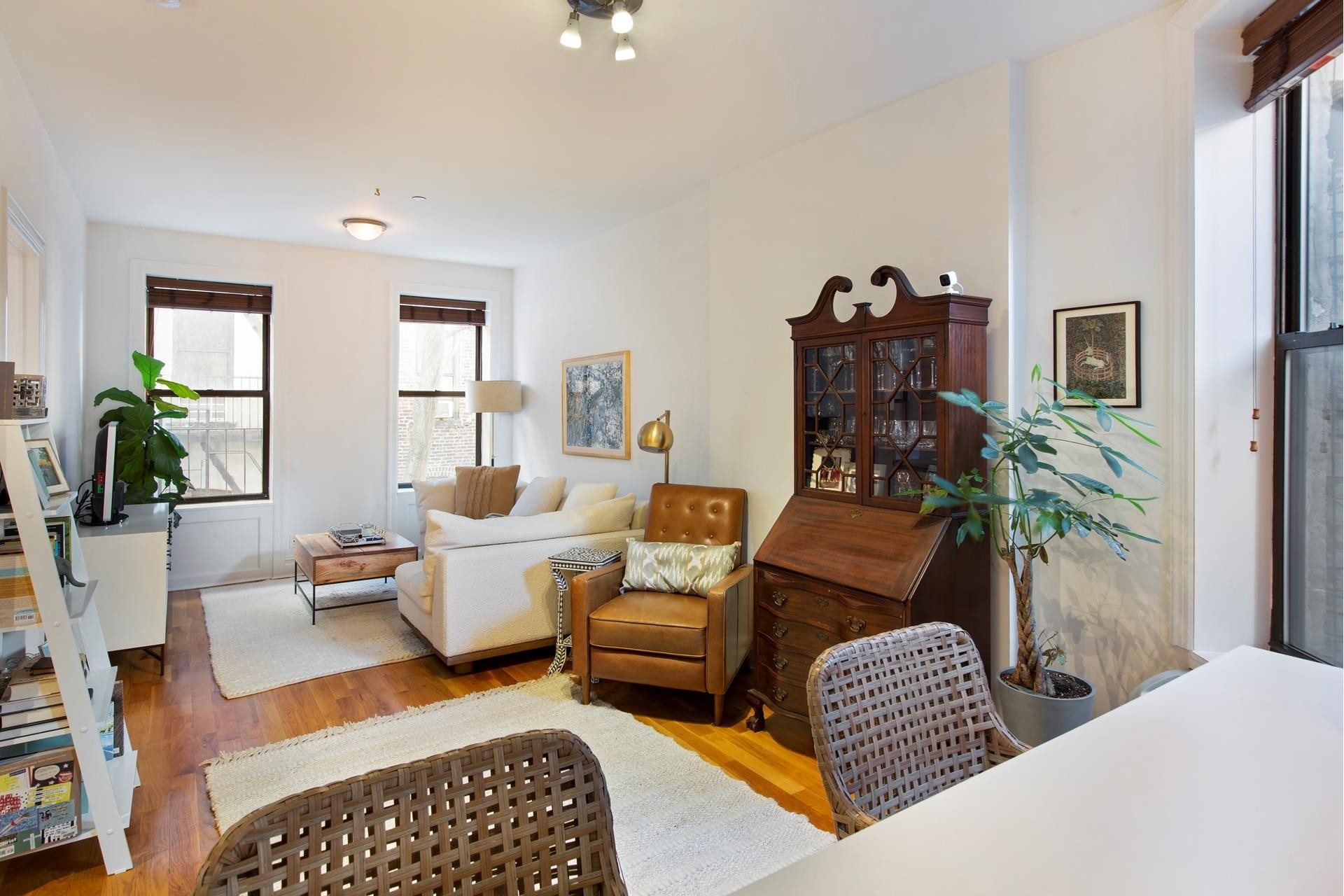 1. Rentals at 157 LUDLOW ST , 3R New York