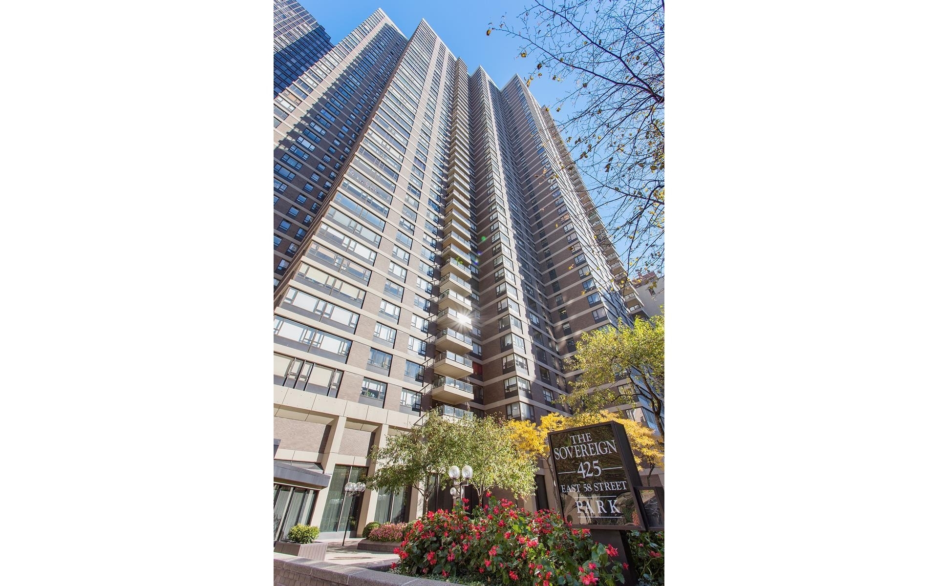 16. Co-op Properties for Sale at The Sovereign, 425 E 58TH ST, 14G Sutton Place, New York, New York 10022