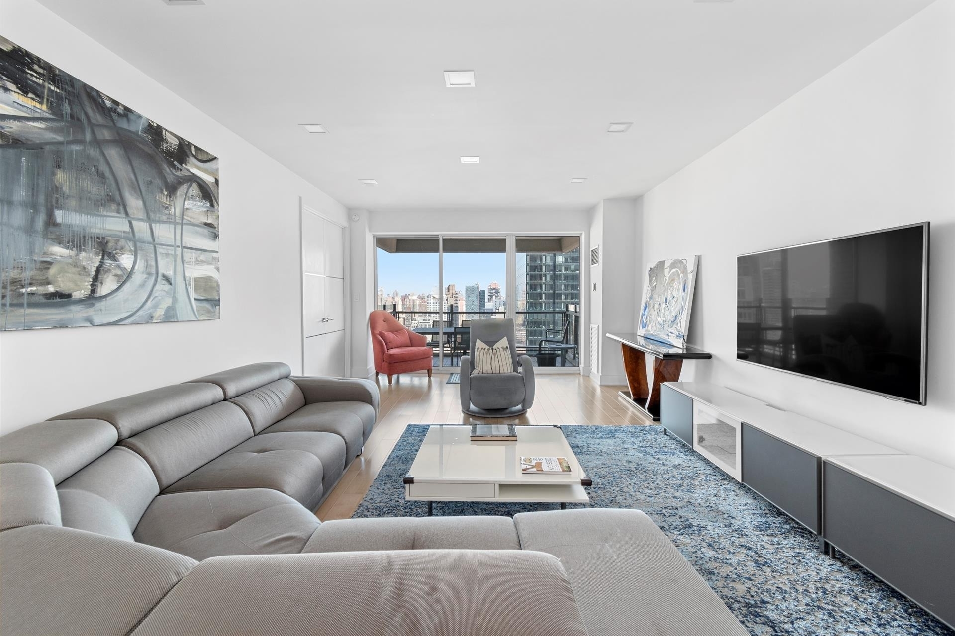 Co-op Properties for Sale at The Sovereign, 425 E 58TH ST, 33A Sutton Place, New York, New York 10022