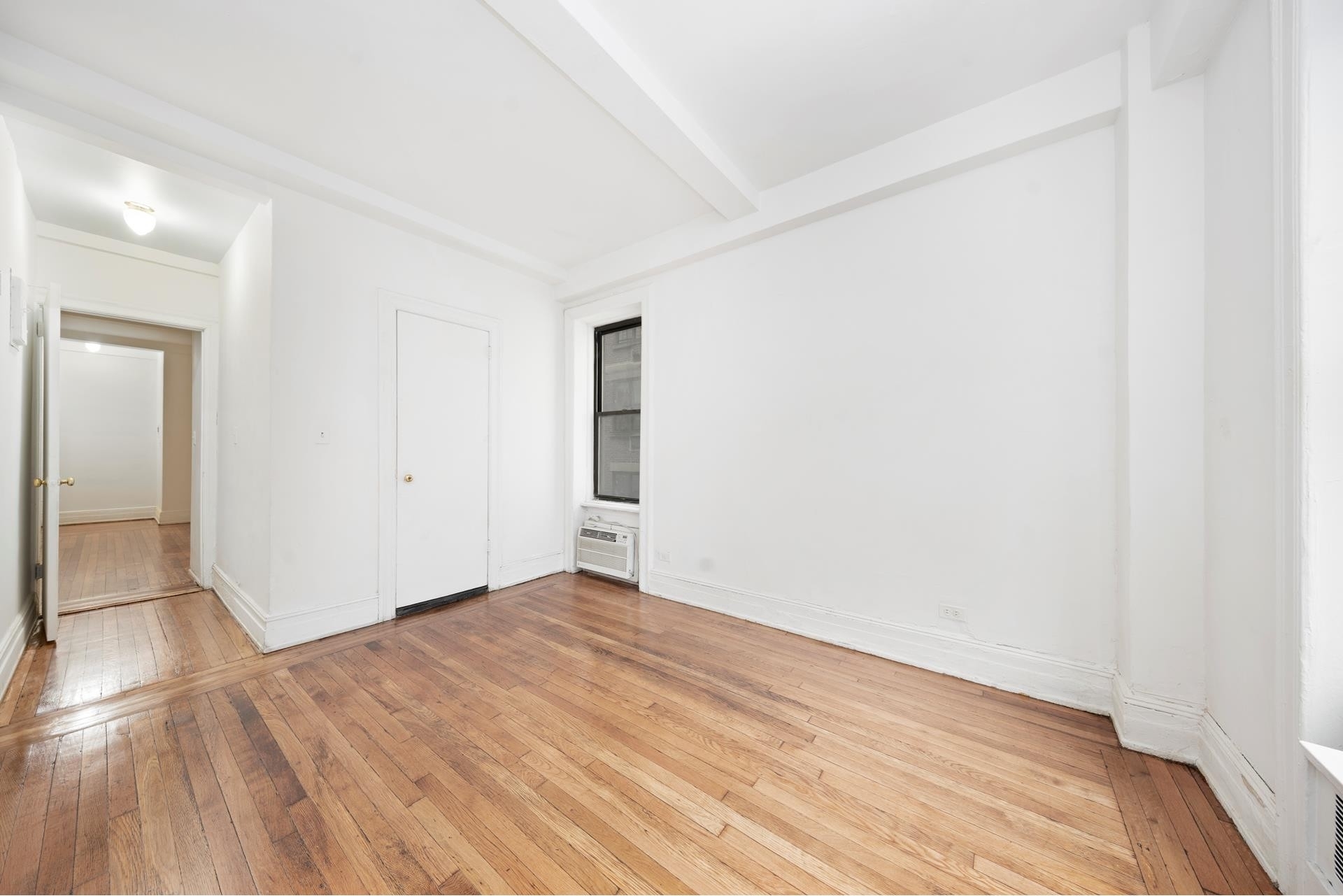 9. Rentals at 116 W 72ND ST , 8D New York
