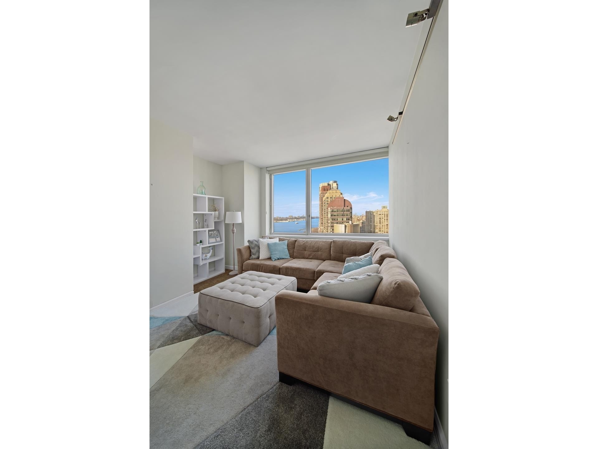 16. Condominiums for Sale at The Avery, 100 RIVERSIDE BLVD, 26THFLOOR Lincoln Square, New York, New York 10069