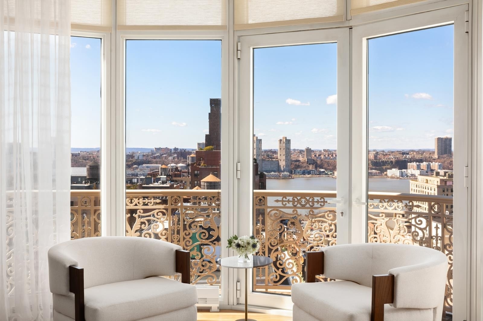 10. Condominiums for Sale at The Laureate, 2150 BROADWAY, PENTHOUSE Upper West Side, New York, New York 10023