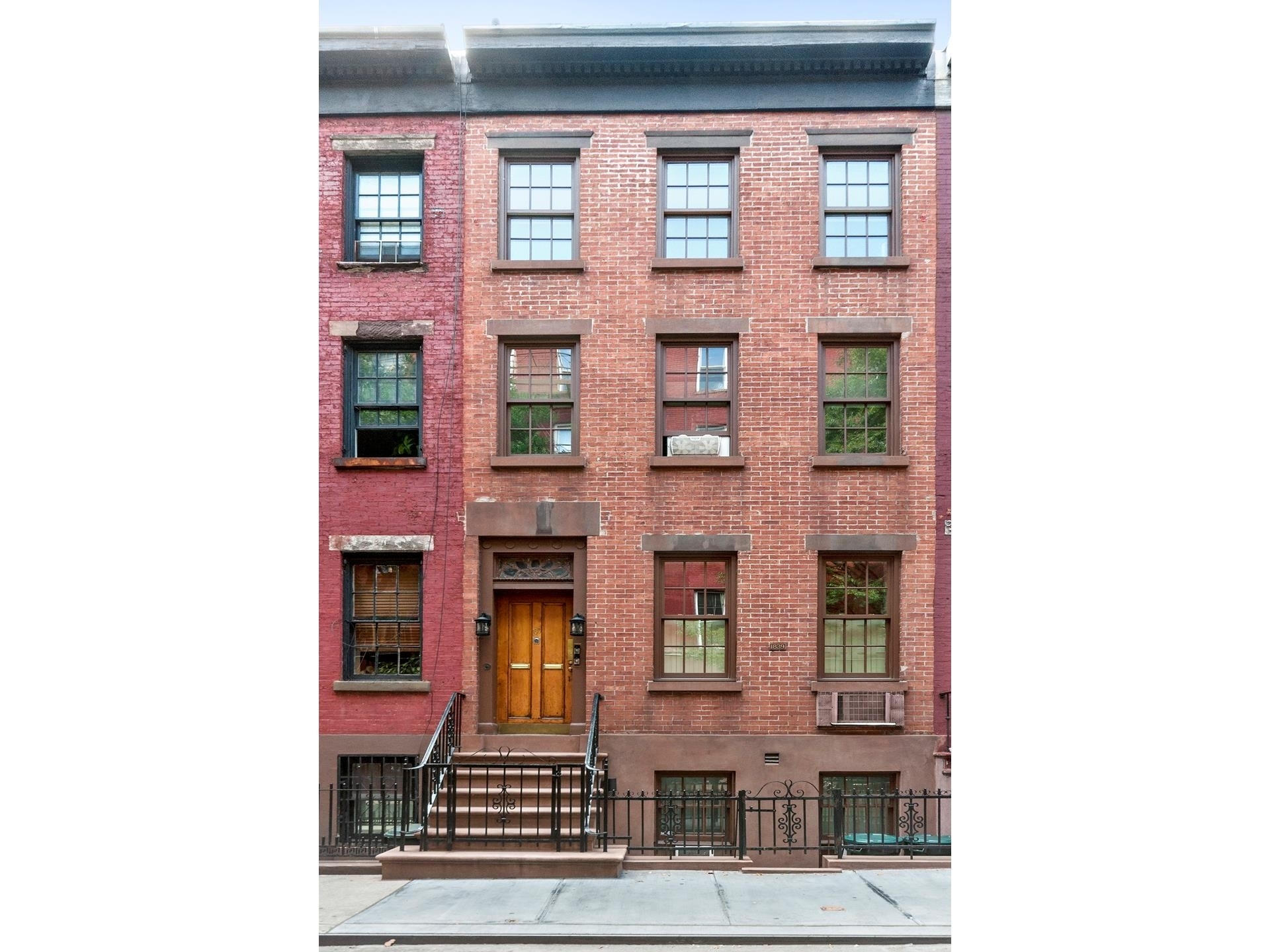 Casa unifamiliar multifamiliar por un Venta en 180 WAVERLY PL , TOWNHOUSE West Village, New York, Nueva York 10014