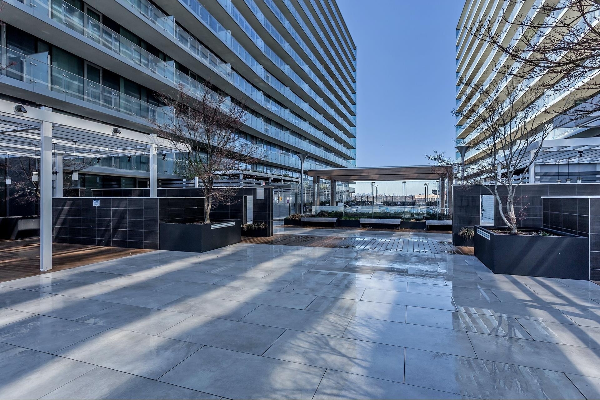 26. Condominiums for Sale at 131-03 40th Road, 8D Flushing, Queens, New York 11354