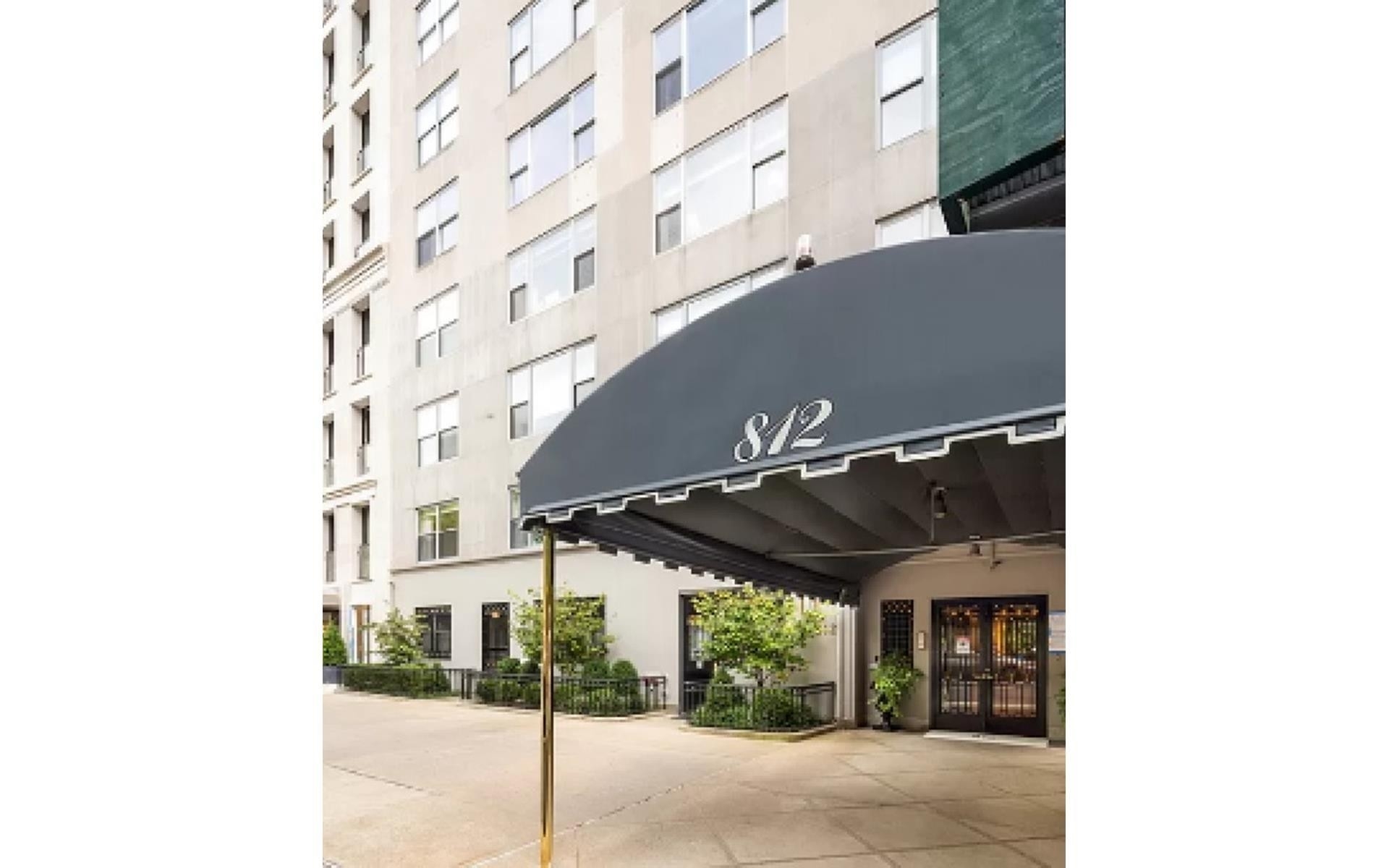 13. Co-op Properties for Sale at The Fifth-Central Park Corp., 812 FIFTH AVE, 3A Lenox Hill, New York, New York 10065
