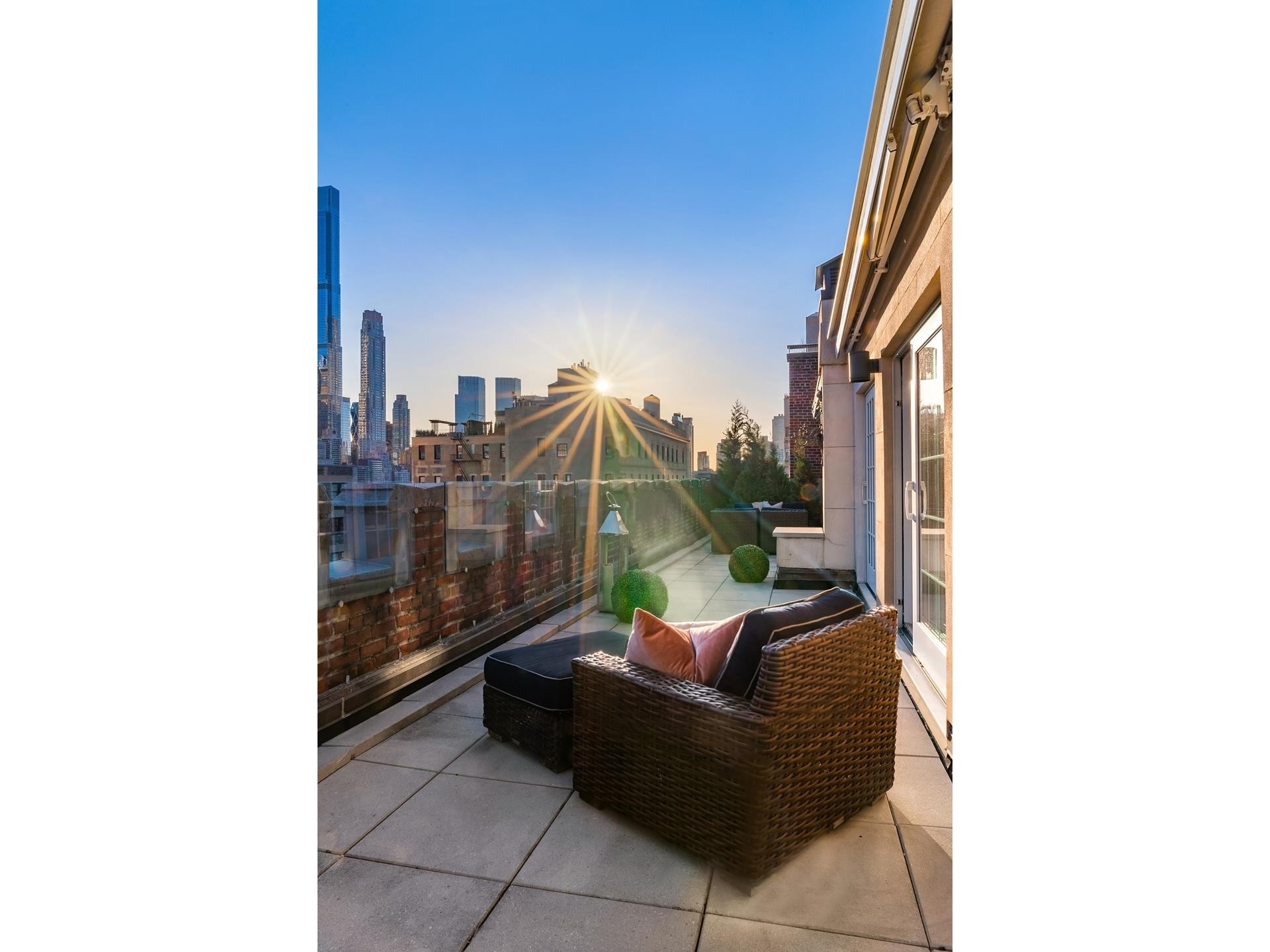 19. Condominiums for Sale at Chez 66, 21 E 66TH ST, PH Lenox Hill, New York, New York 10065