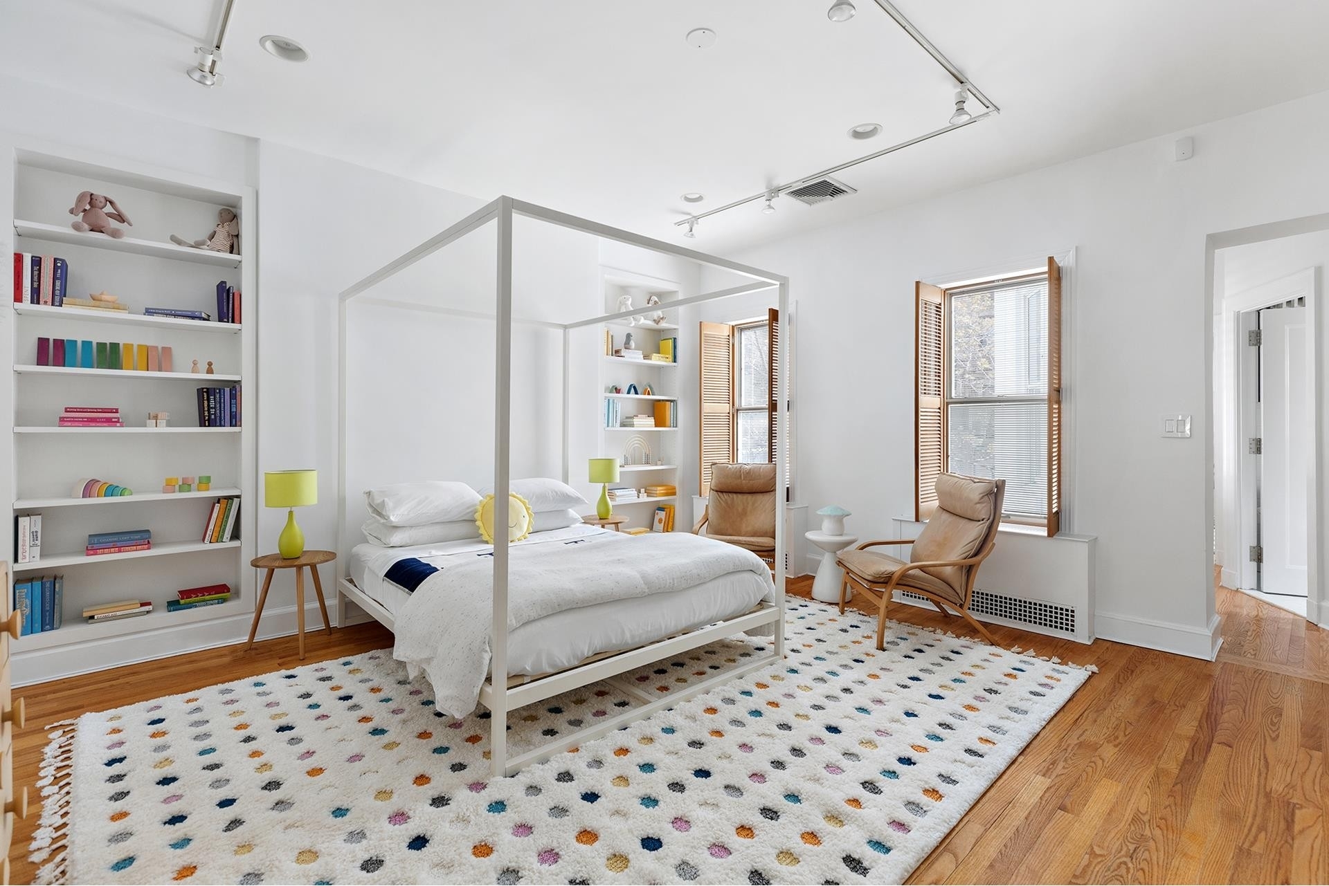 25. Single Family Townhouse for Sale at 126 E 70TH ST, TOWNHOUSE Lenox Hill, New York, New York 10021