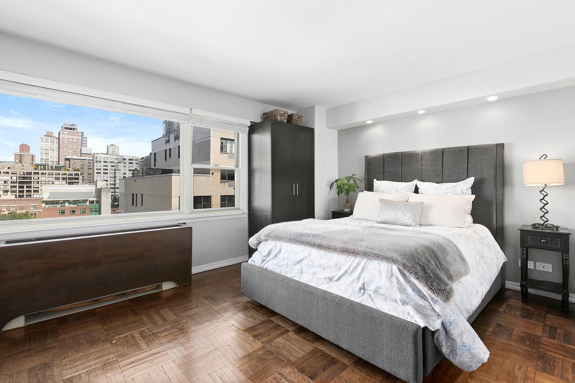 10. Co-op Properties for Sale at 333 E 66TH ST , 12L Lenox Hill, New York, New York 10065