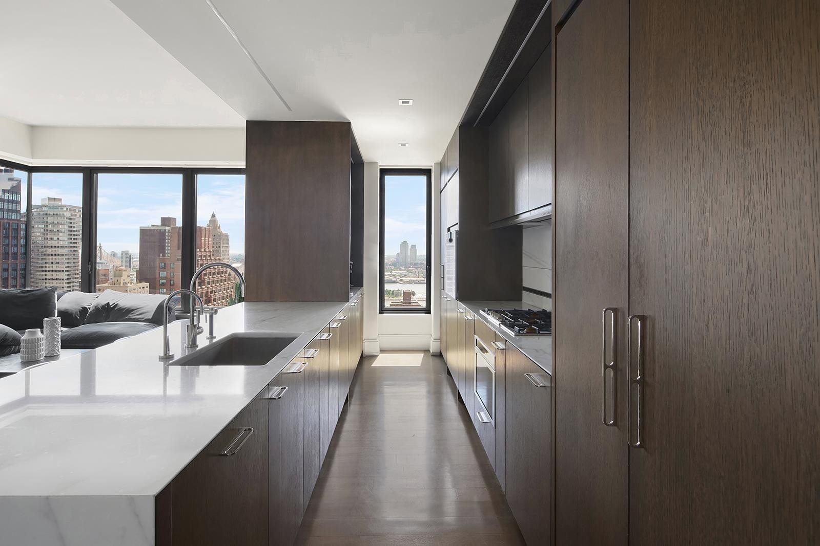 3. Condominiums for Sale at 301 E 50TH ST, 24B Turtle Bay, New York, New York 10022