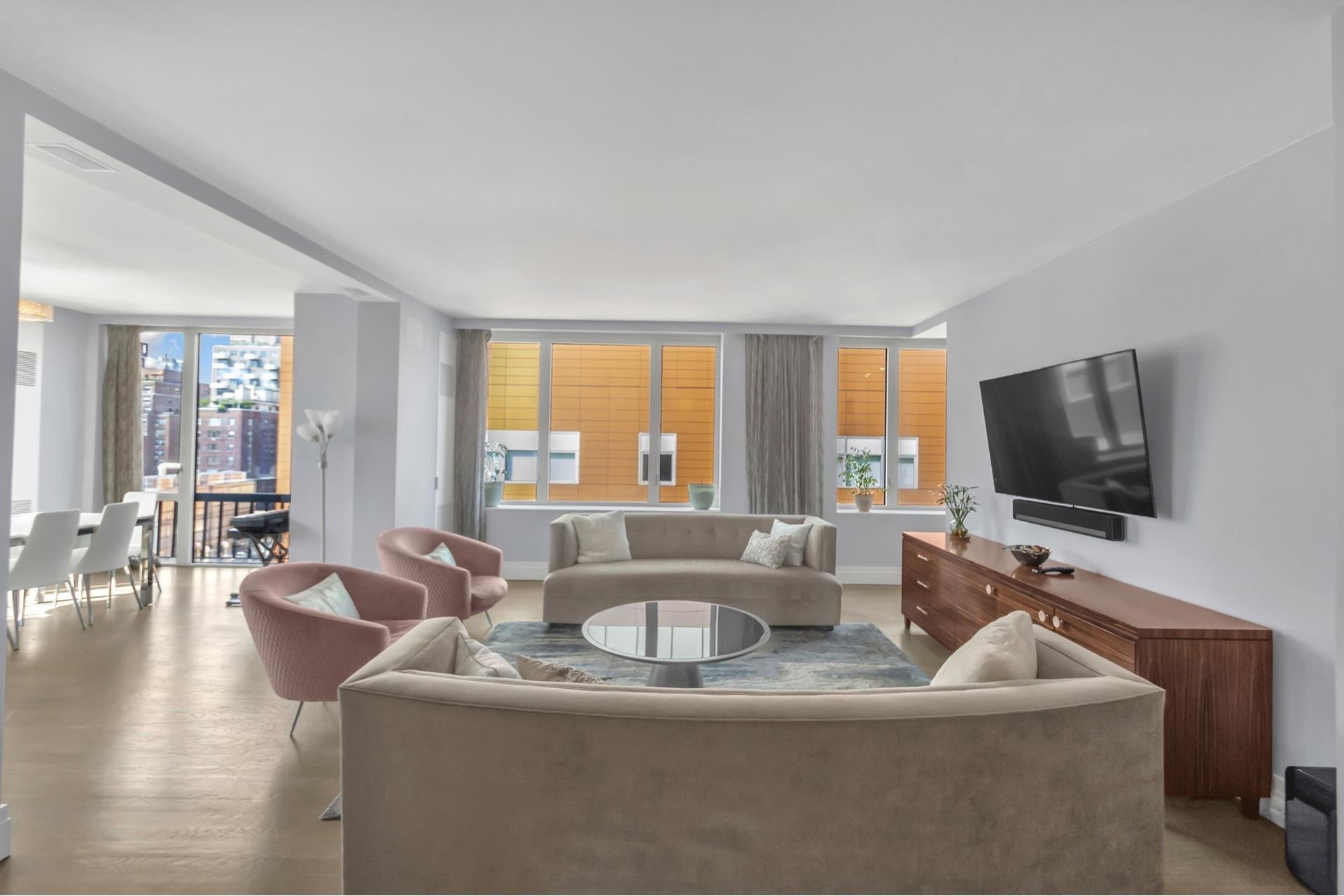 9. Condominiums for Sale at 90 Eea, 90 E END AVE, 14B Yorkville, New York, New York 10028