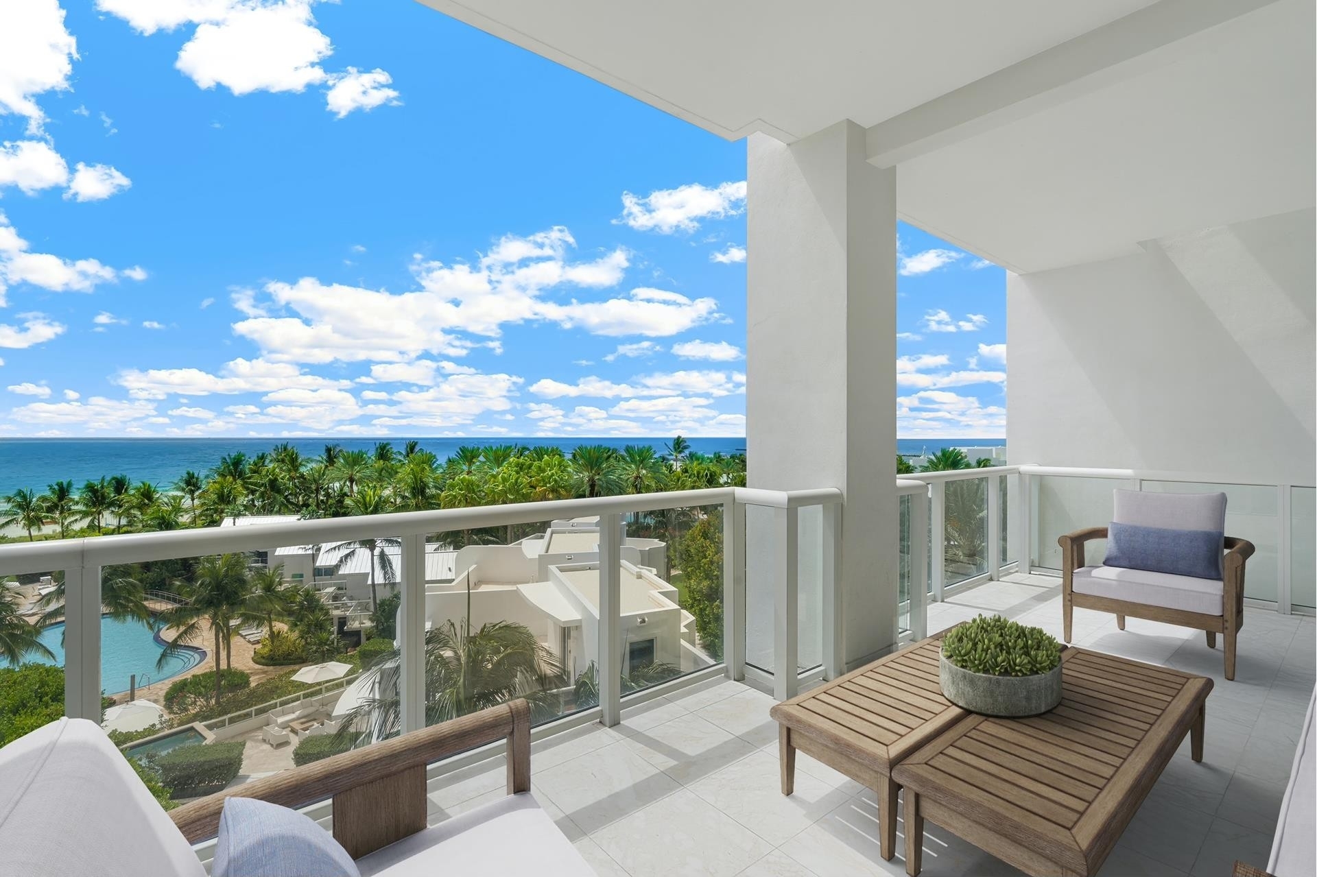 29. Condominiums for Sale at 50 S Pointe Dr, 802 South Point, Miami Beach, Florida 33139