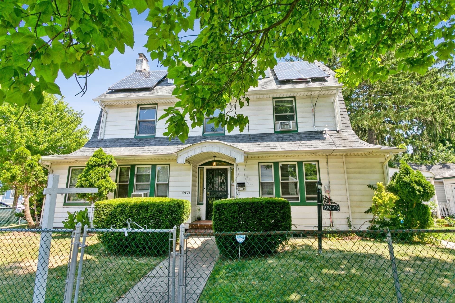 1. Single Family Homes 為 特賣 在 Hollis, Queens, 纽约 11423