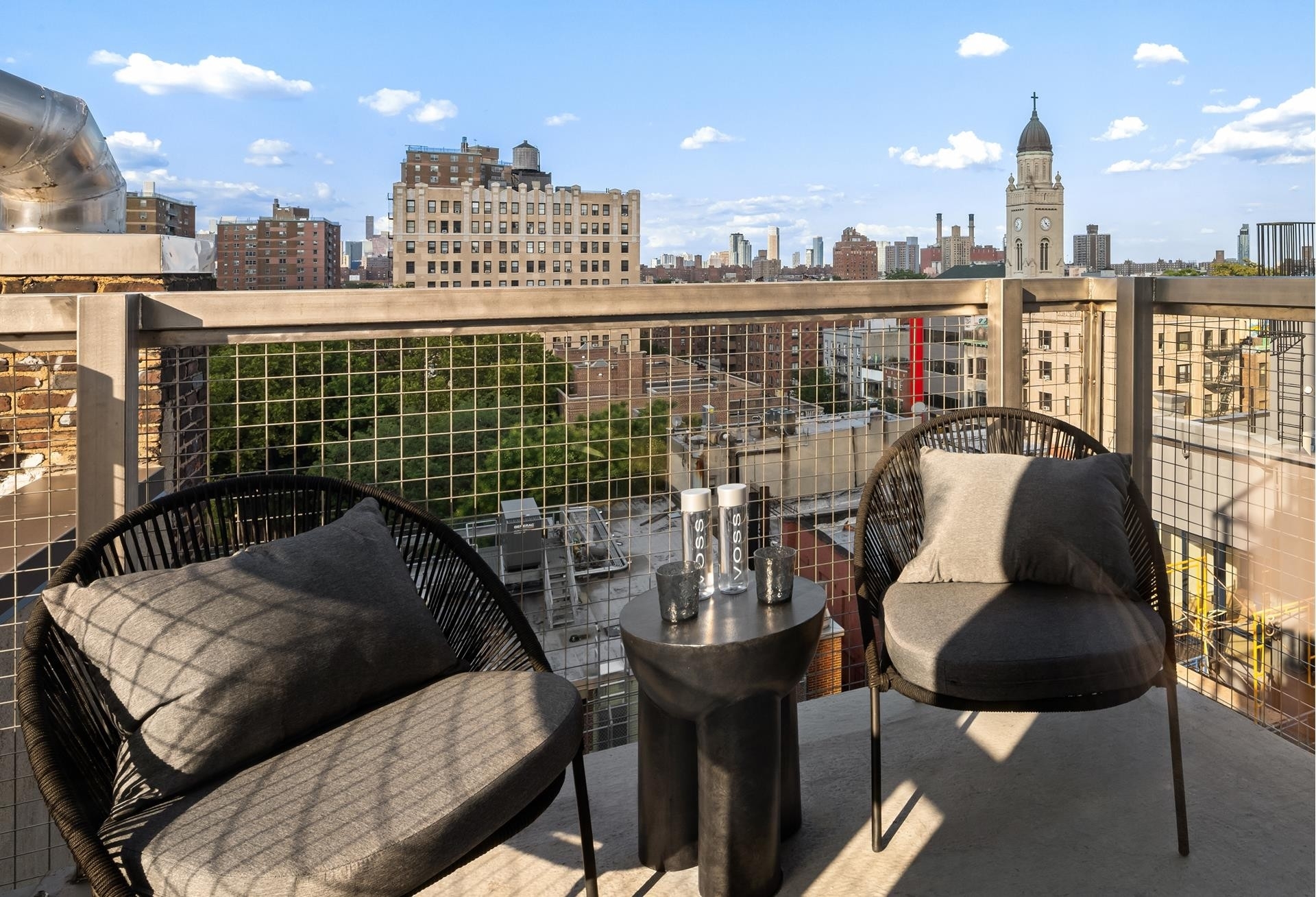 19. Condominiums for Sale at 118 E 1ST ST, PH East Village, New York, New York 10009